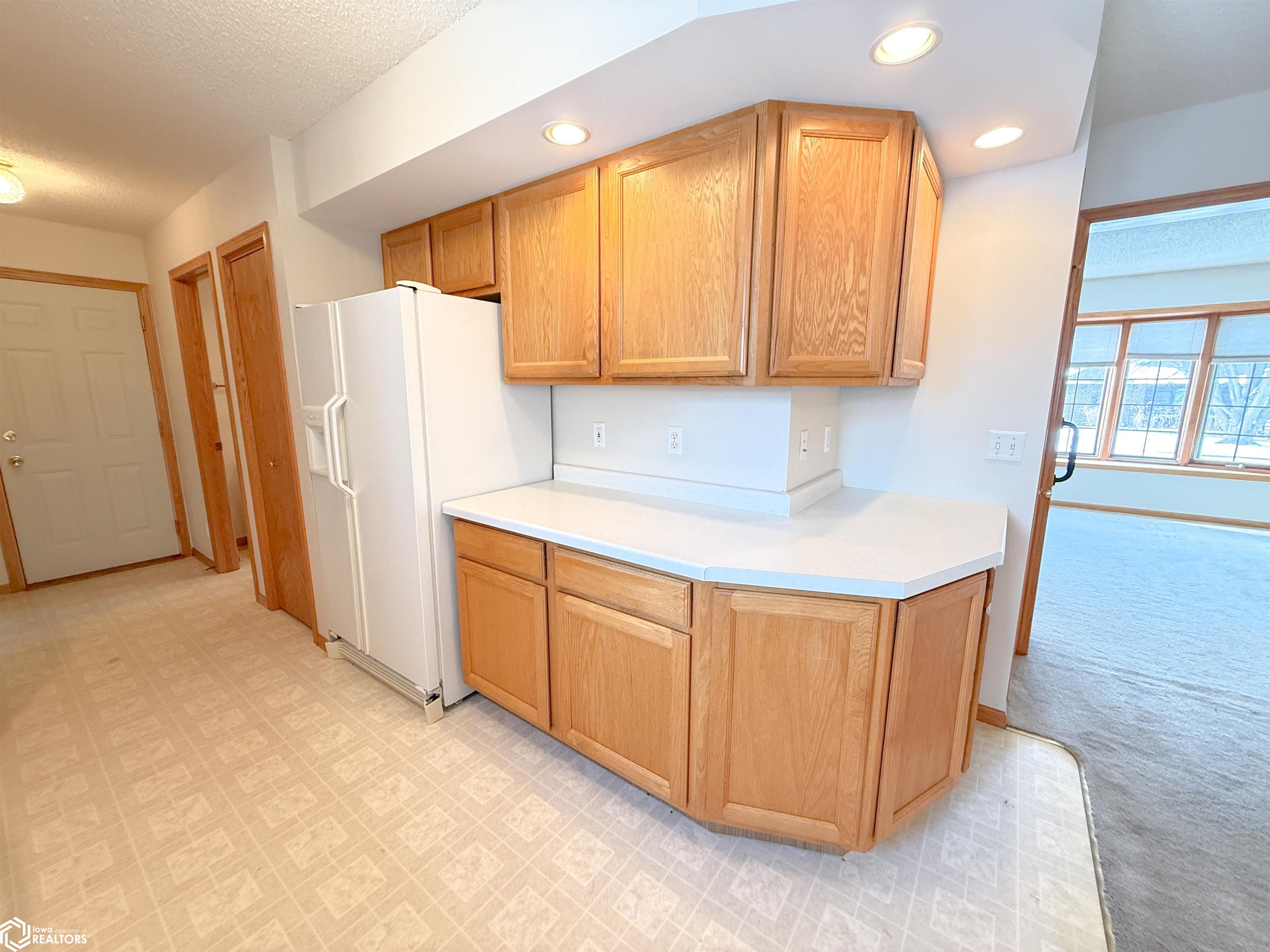1656 Dorell Drive, Hampton, Iowa image 4