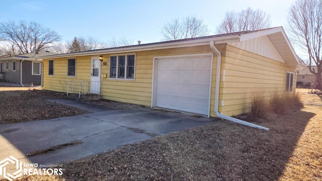1614 E Linden Street, Algona, Iowa image 2
