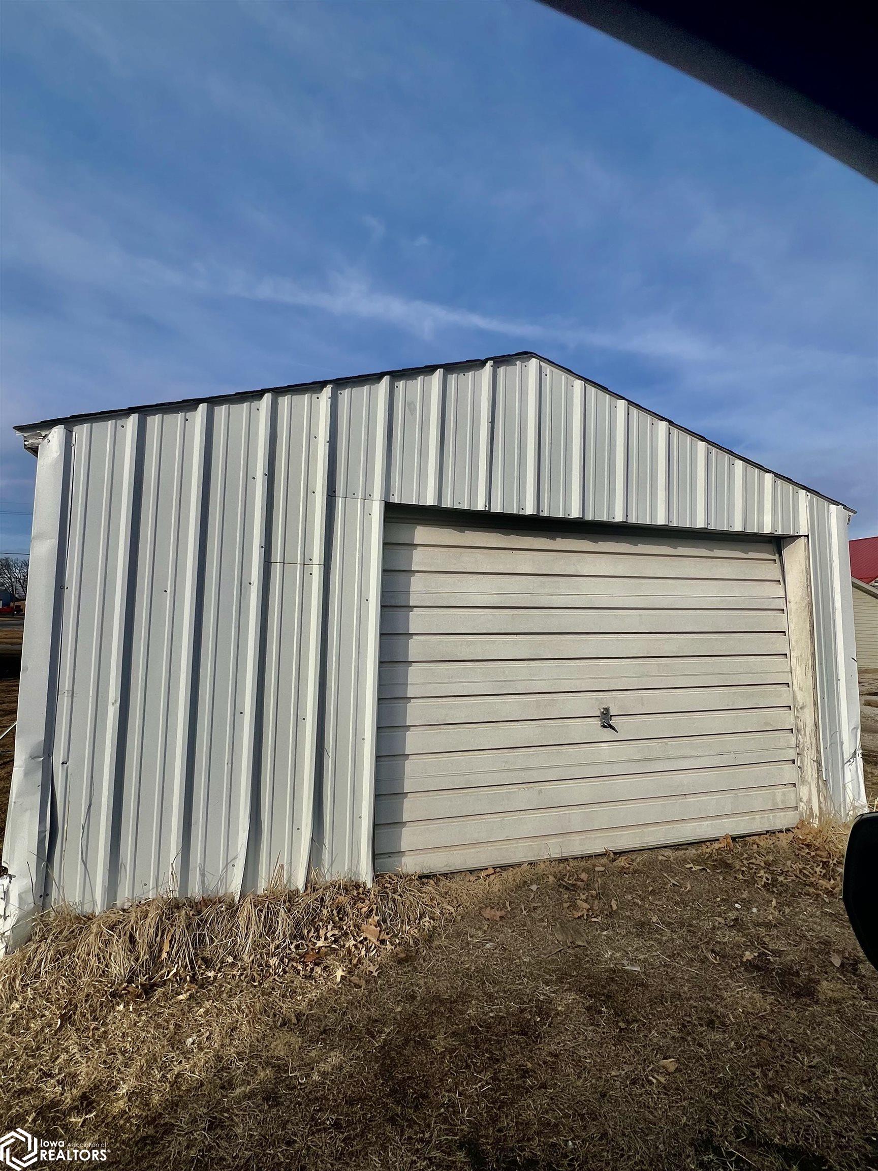 1116 High Ave West, Oskaloosa, Iowa image 5