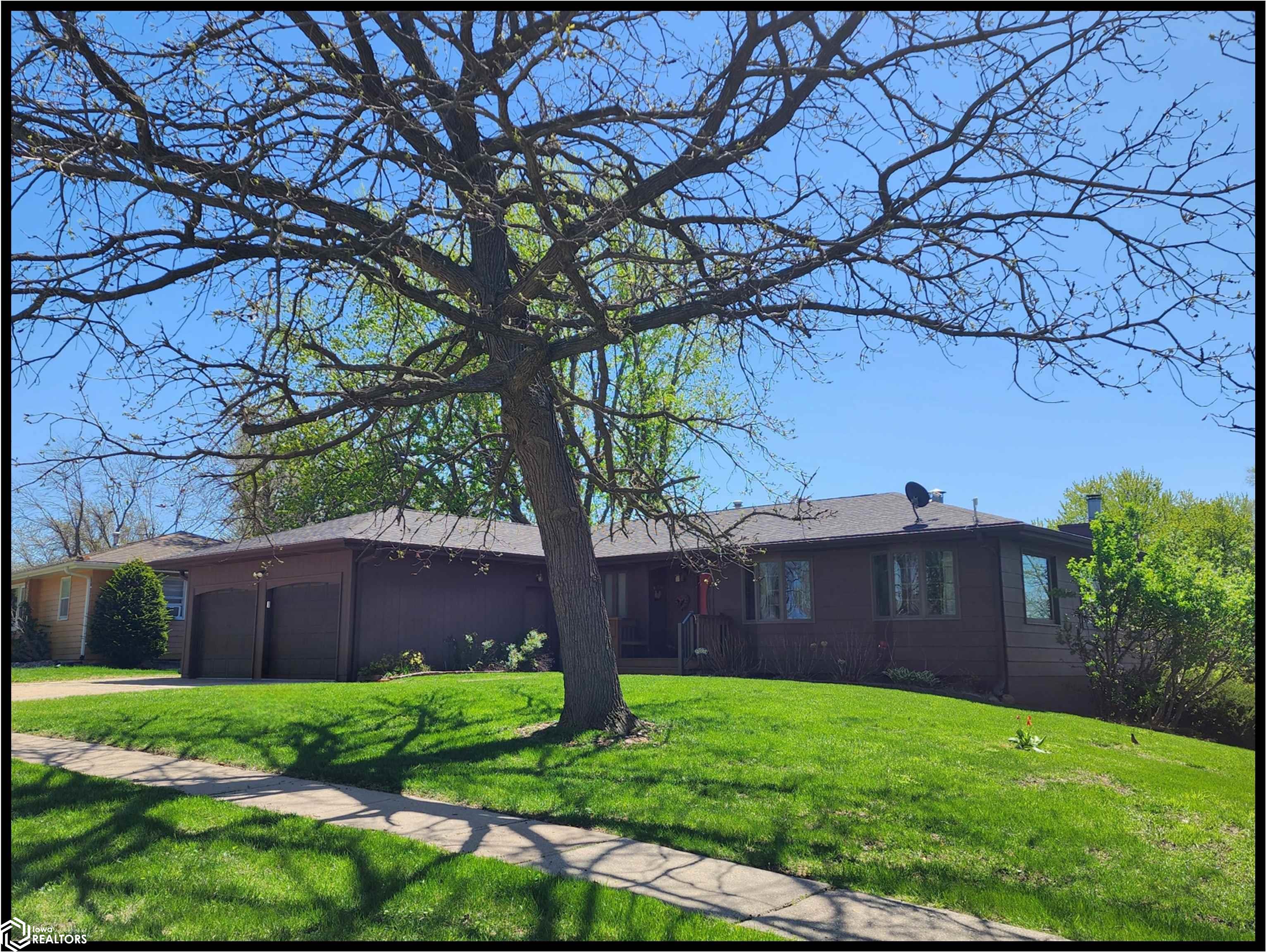 305 E 21st Street, Atlantic, Iowa image 1