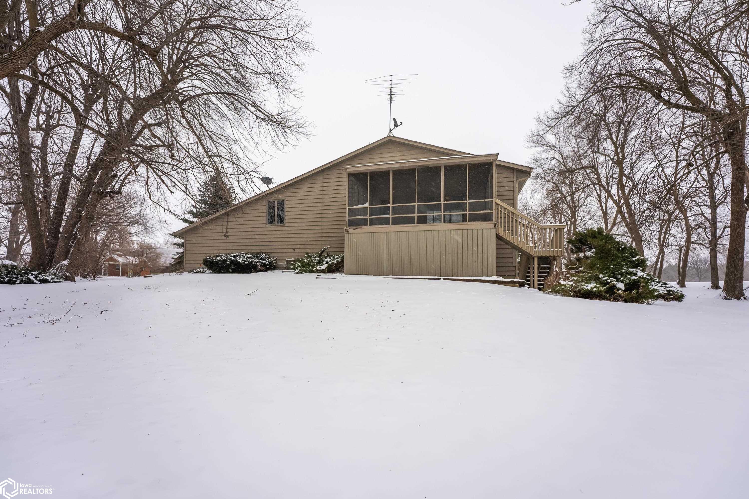 24411 Maple Dr, Lake Mills, Iowa image 5