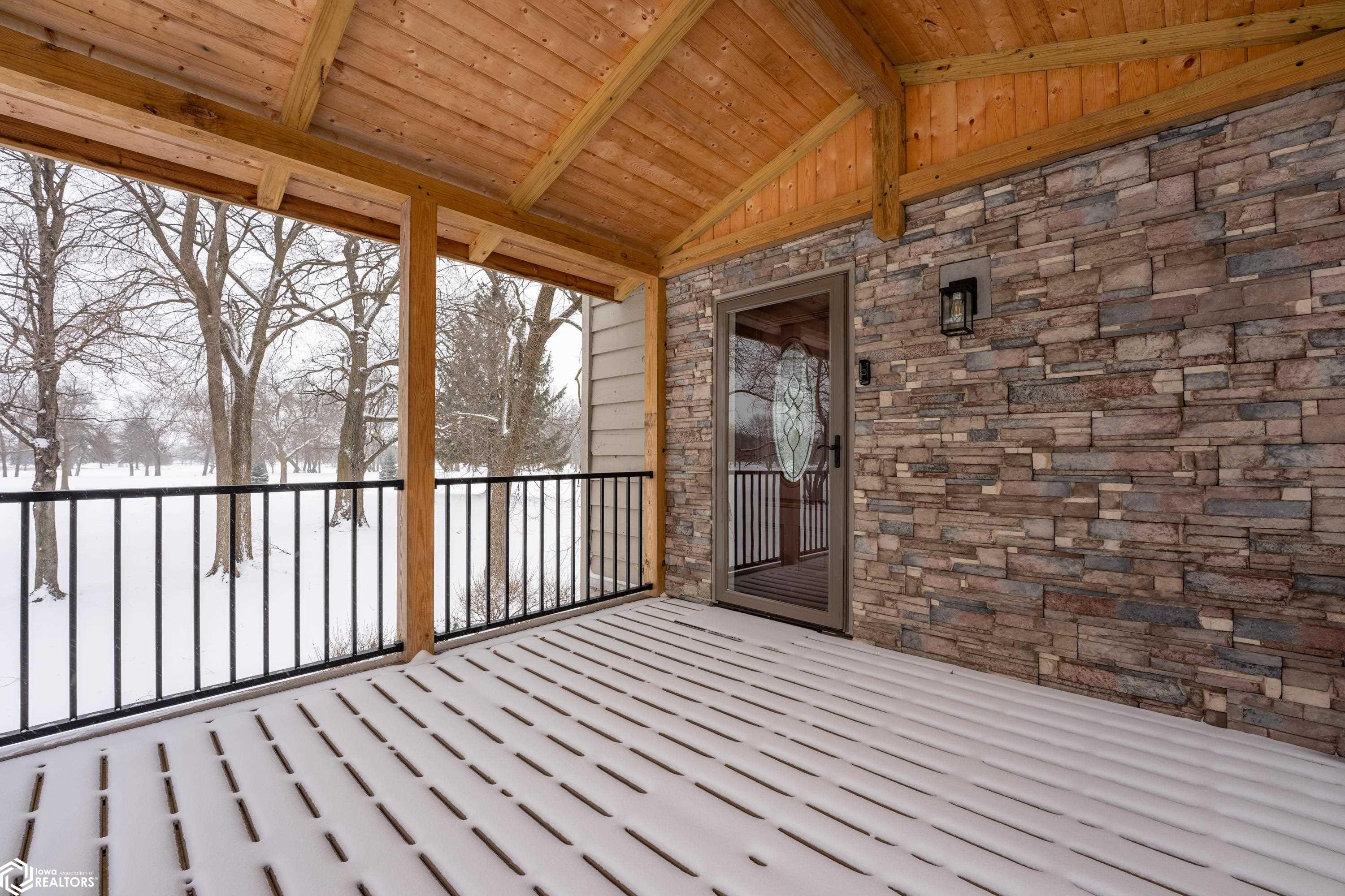 24411 Maple Dr, Lake Mills, Iowa image 7