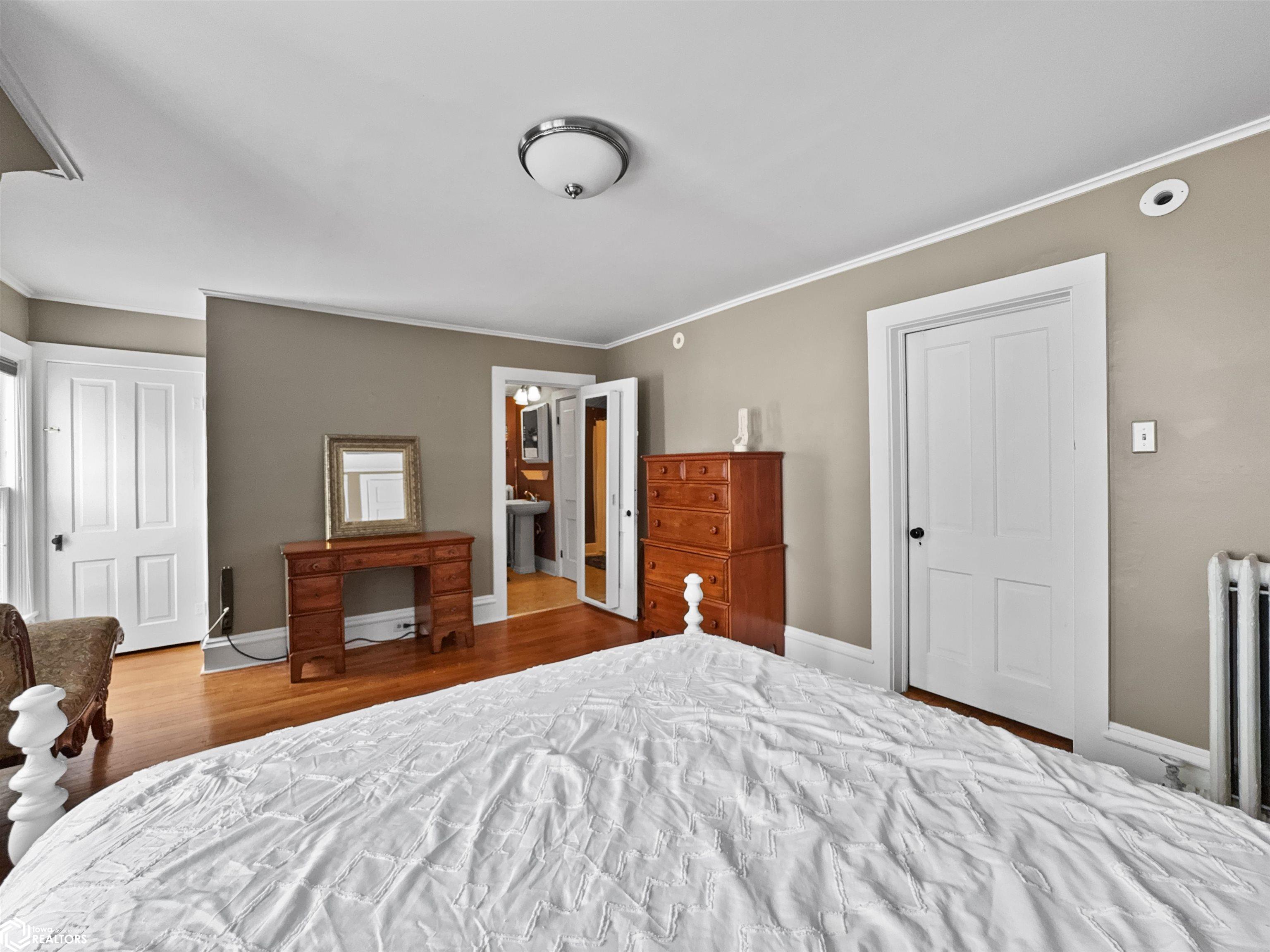 705 Central Avenue, Hampton, Iowa image 36