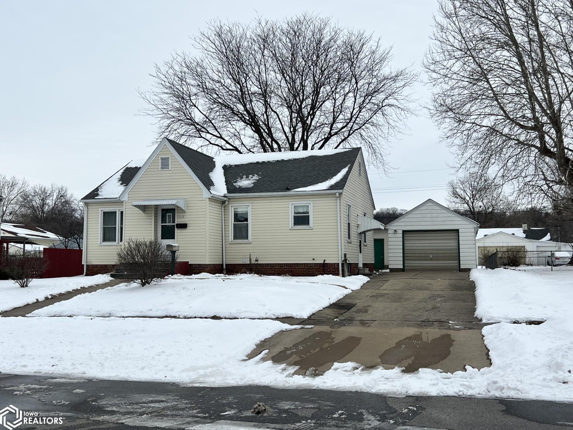 2115 Avenue D, Fort Madison, Iowa image 24