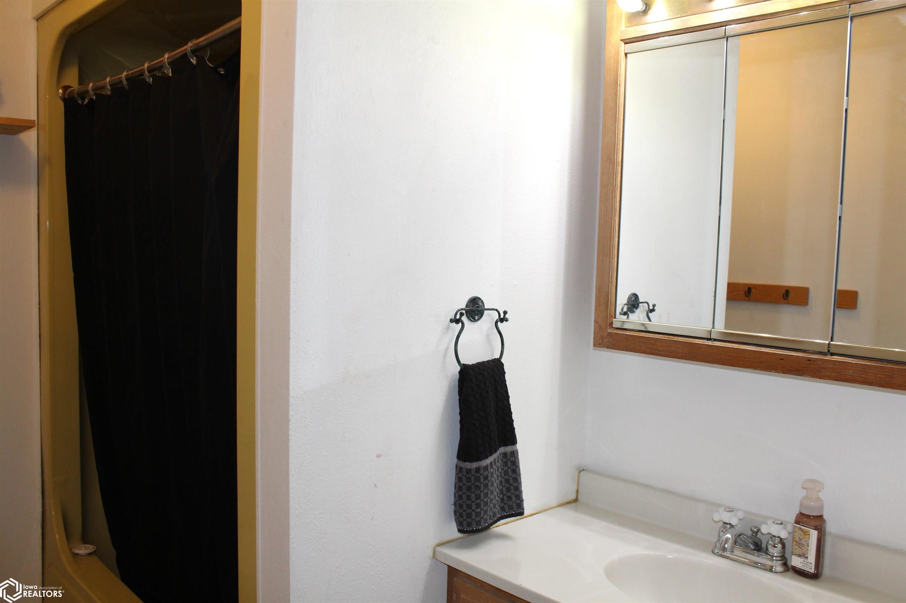 108 N Bloomfield Avenue, Bloomfield, Iowa image 21