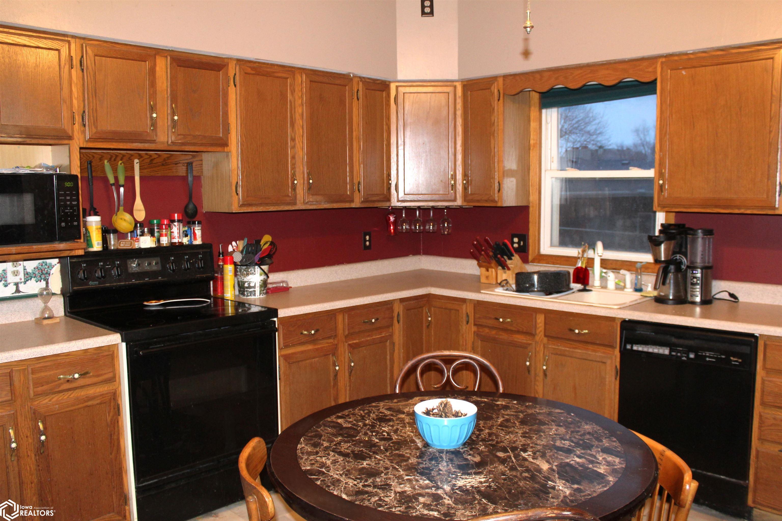 108 N Bloomfield Avenue, Bloomfield, Iowa image 7