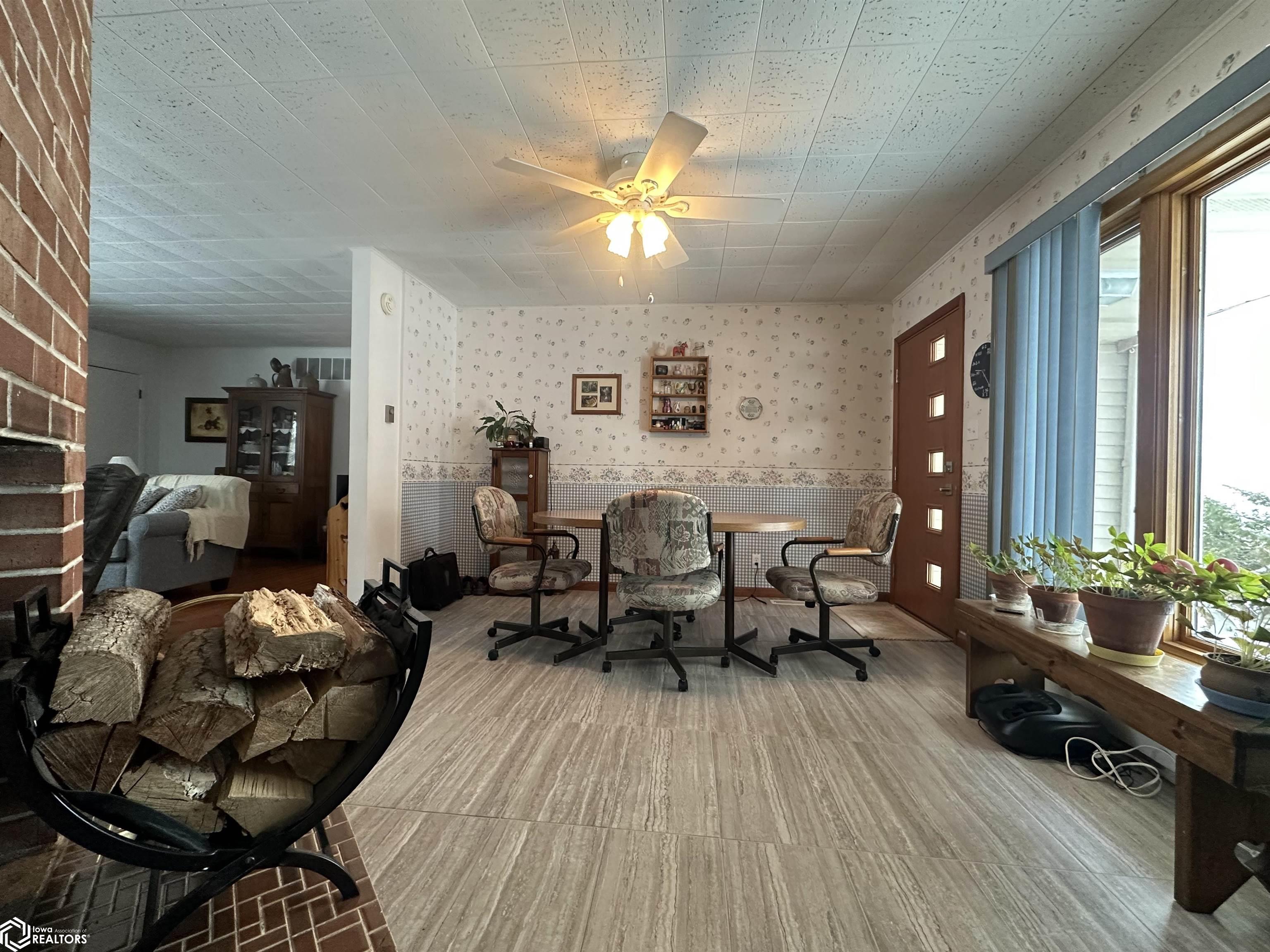 304 S Cedar Street, Wapello, Iowa image 12