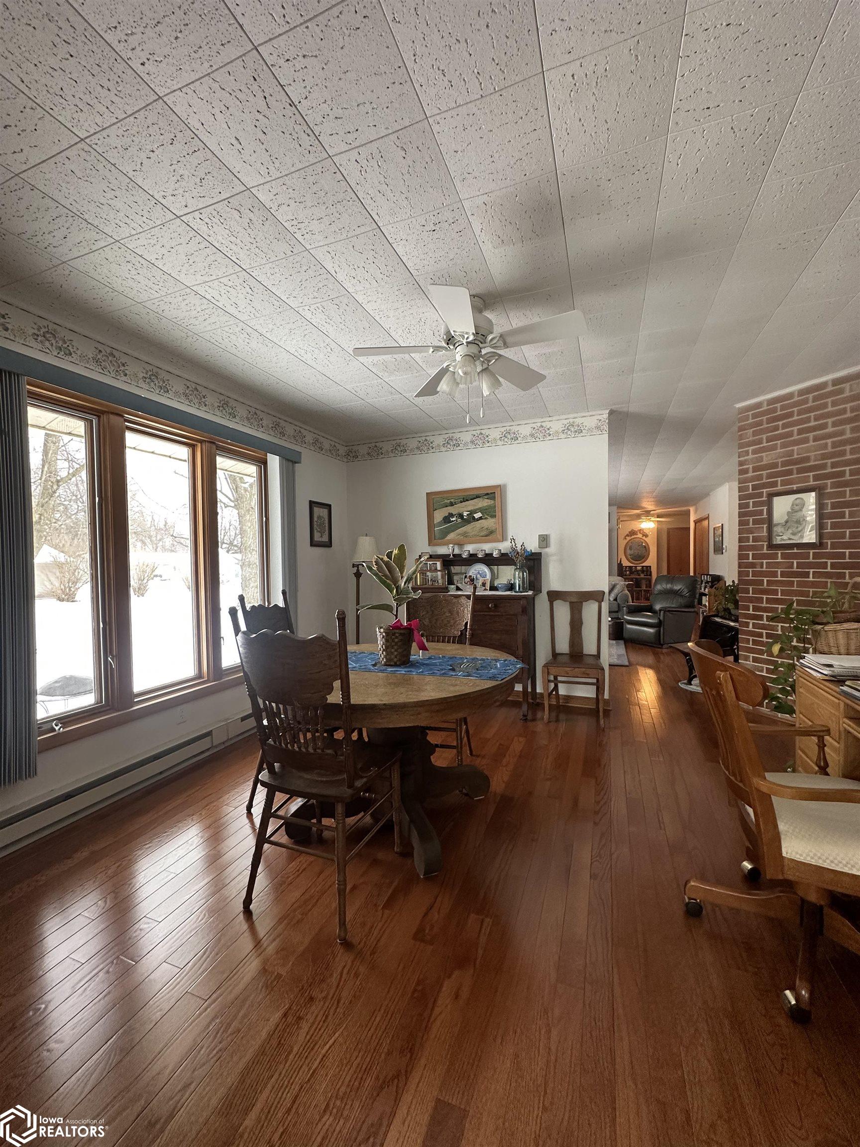 304 S Cedar Street, Wapello, Iowa image 17