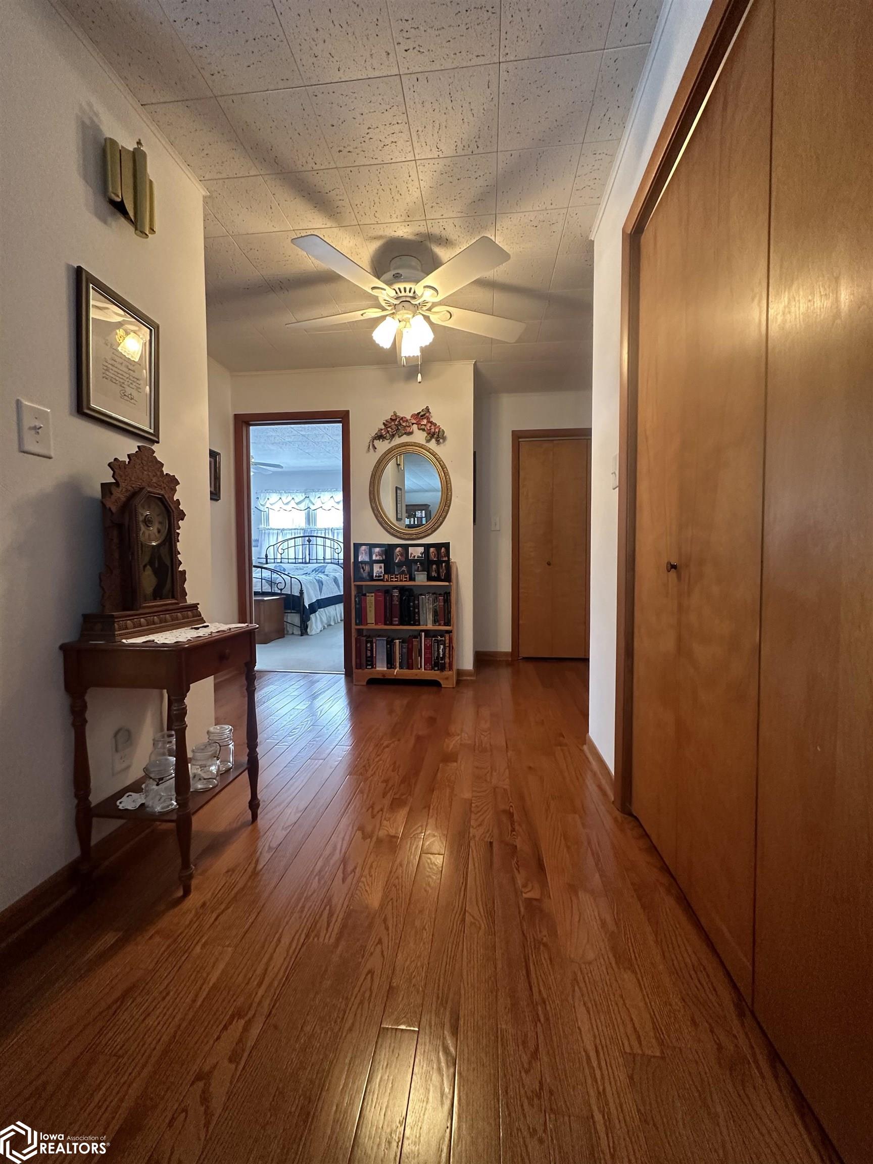 304 S Cedar Street, Wapello, Iowa image 19