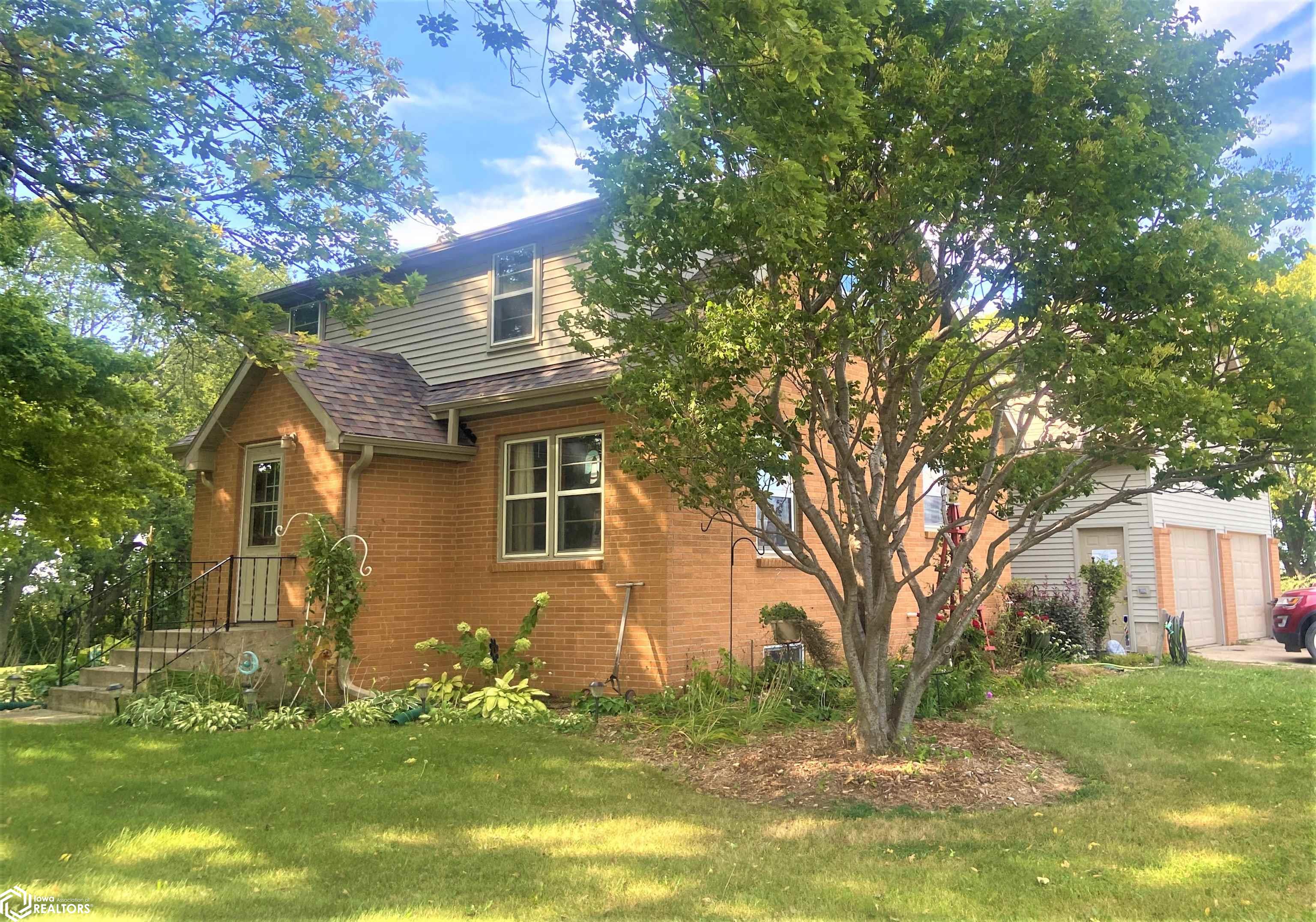 1803 270th Street, Burt, Iowa image 1