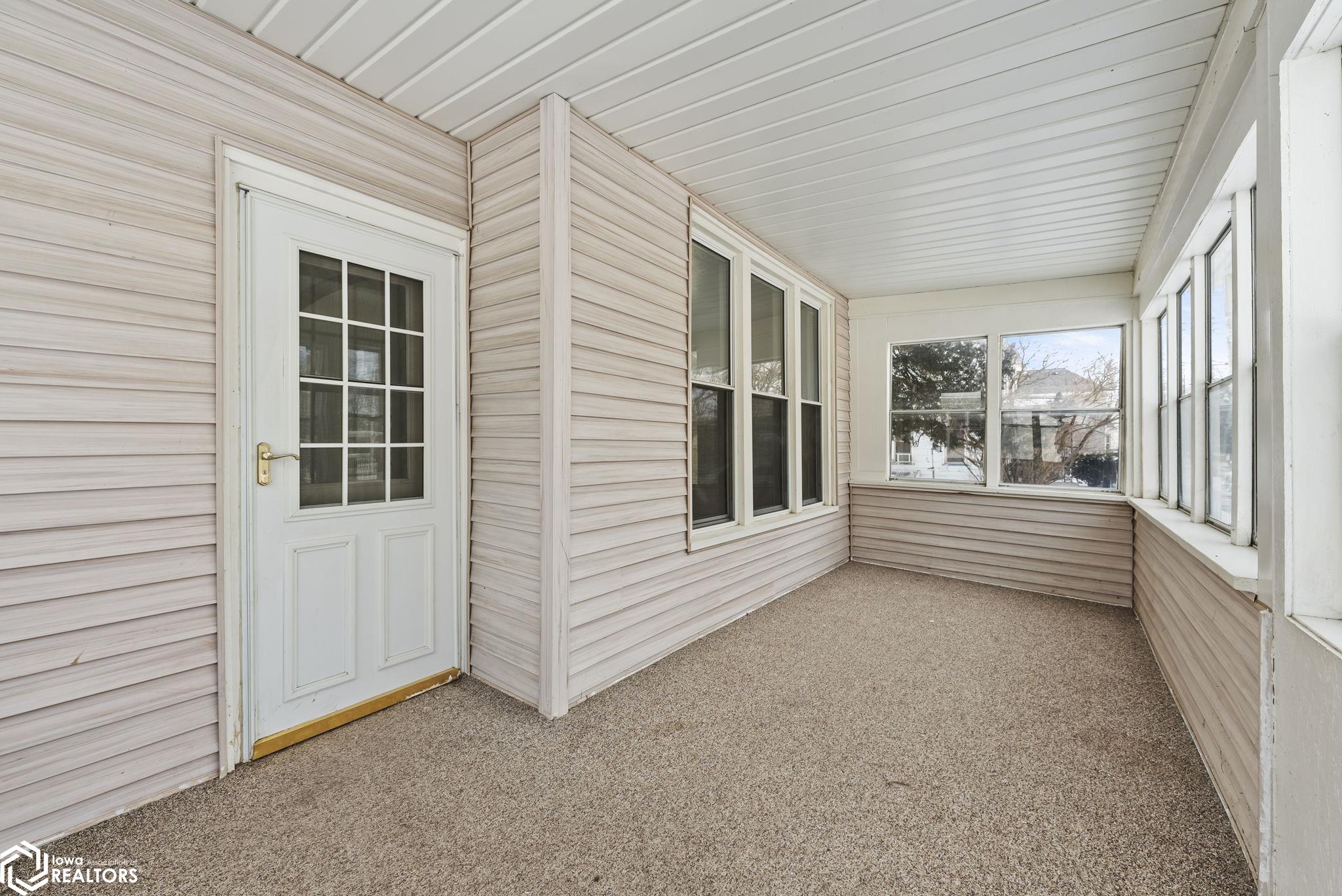 627 Isett Avenue, Wapello, Iowa image 9