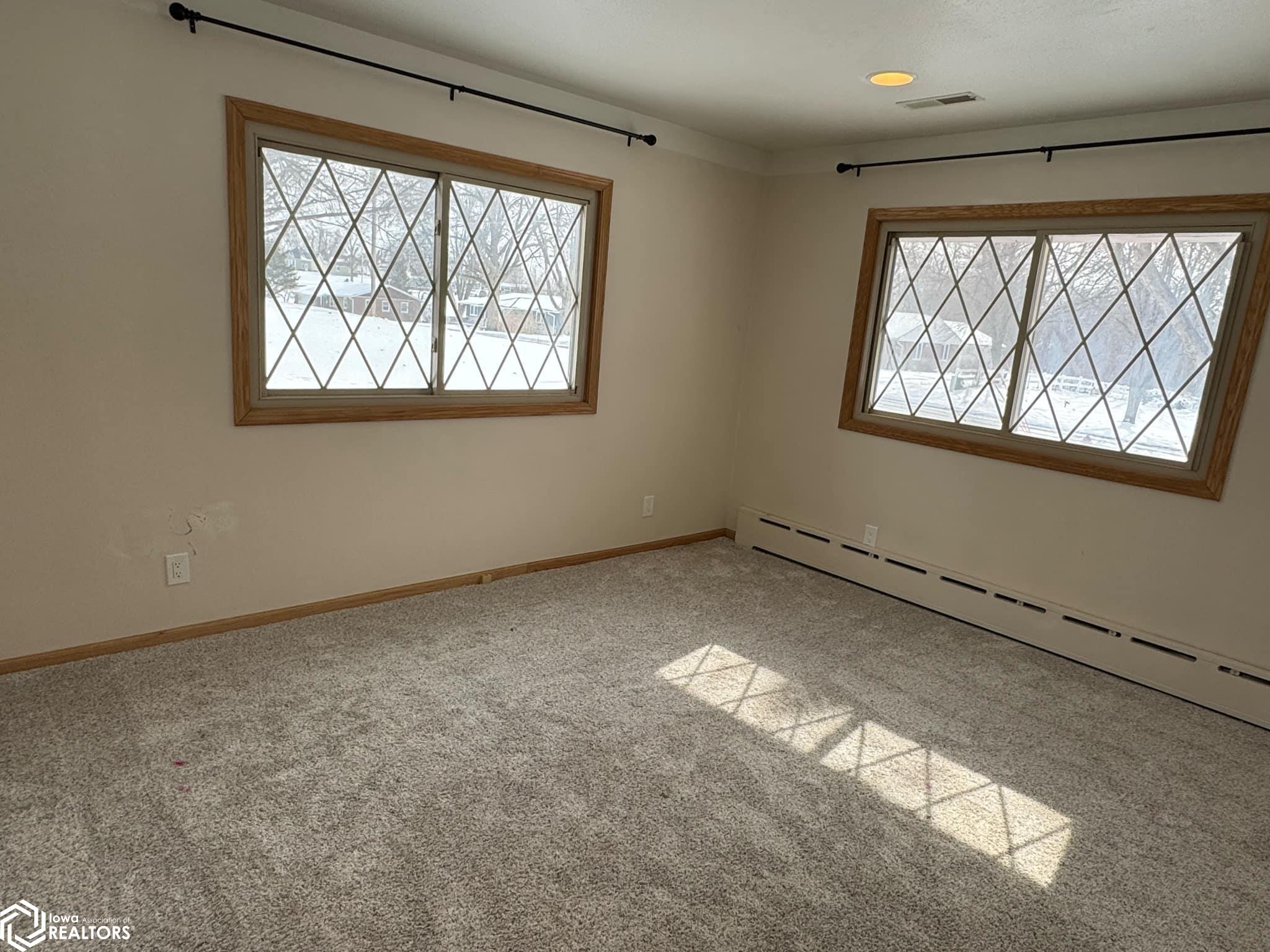 827 S Park Avenue, Centerville, Iowa image 23