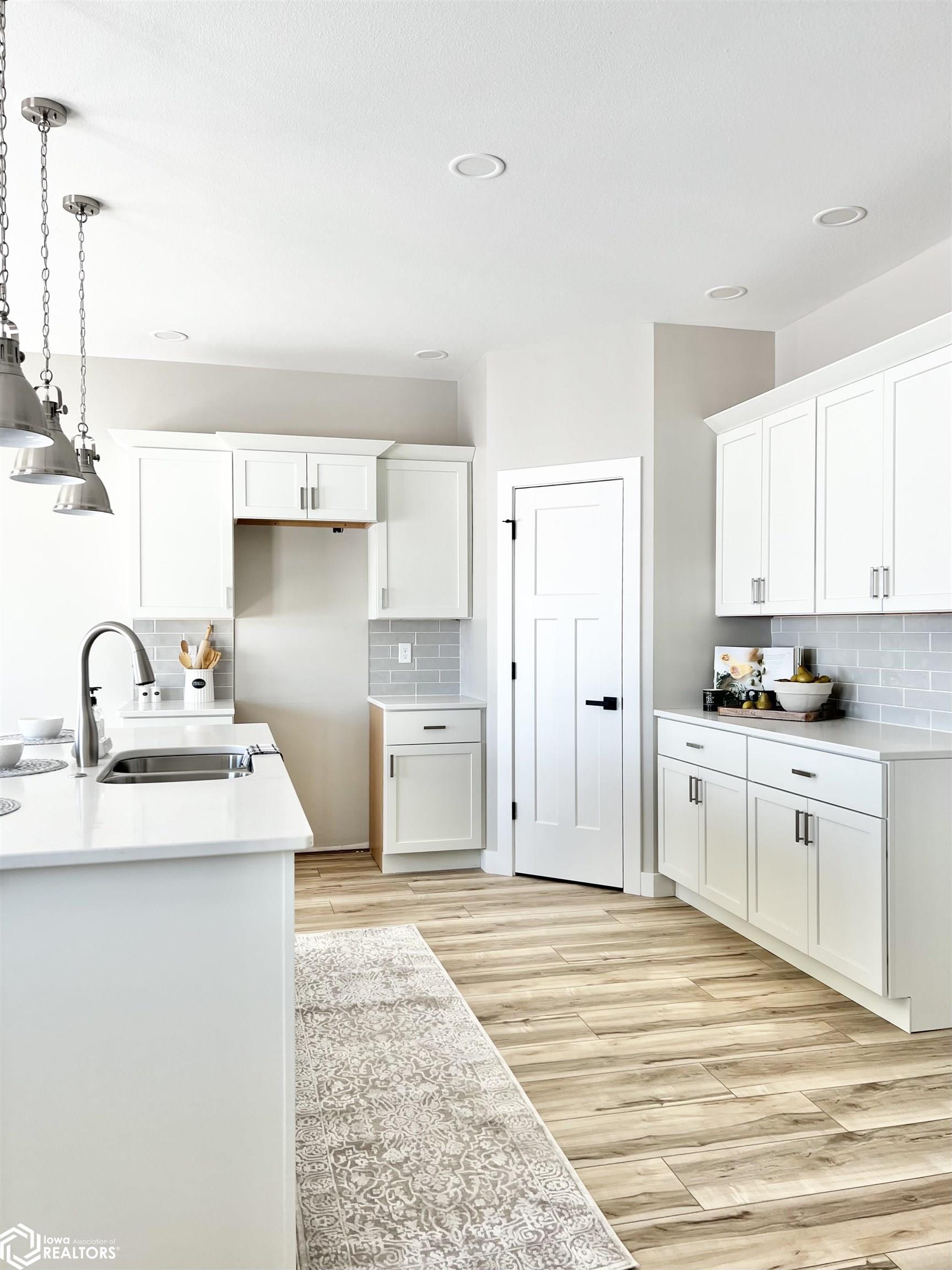 619 Layne Drive, West Burlington, Iowa image 3