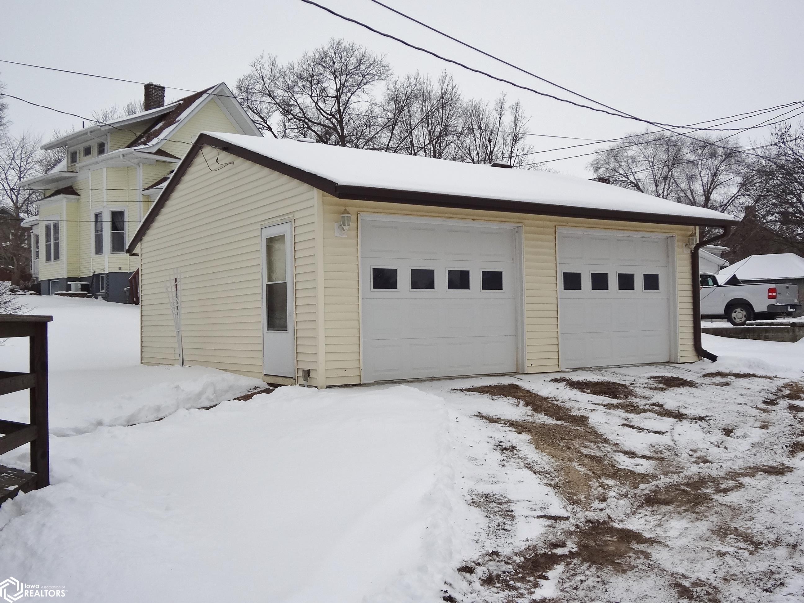 215 W Chestnut Street, Clarinda, Iowa image 37