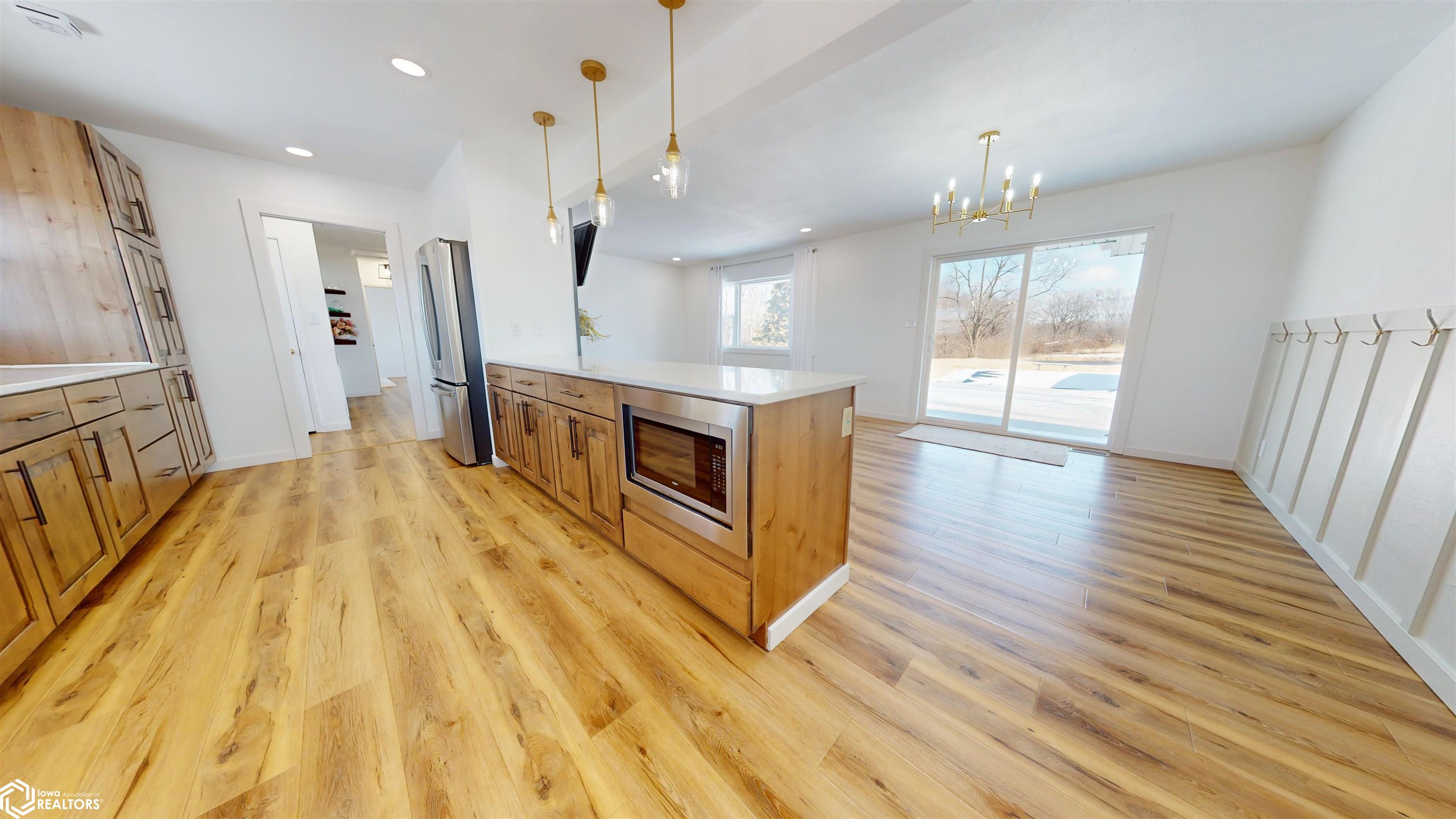 2259 Glasgow Road, Fairfield, Iowa image 6