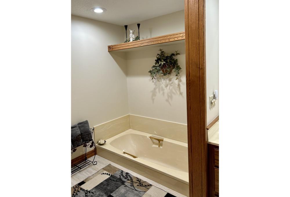 1011 Middle Street, Mediapolis, Iowa image 20