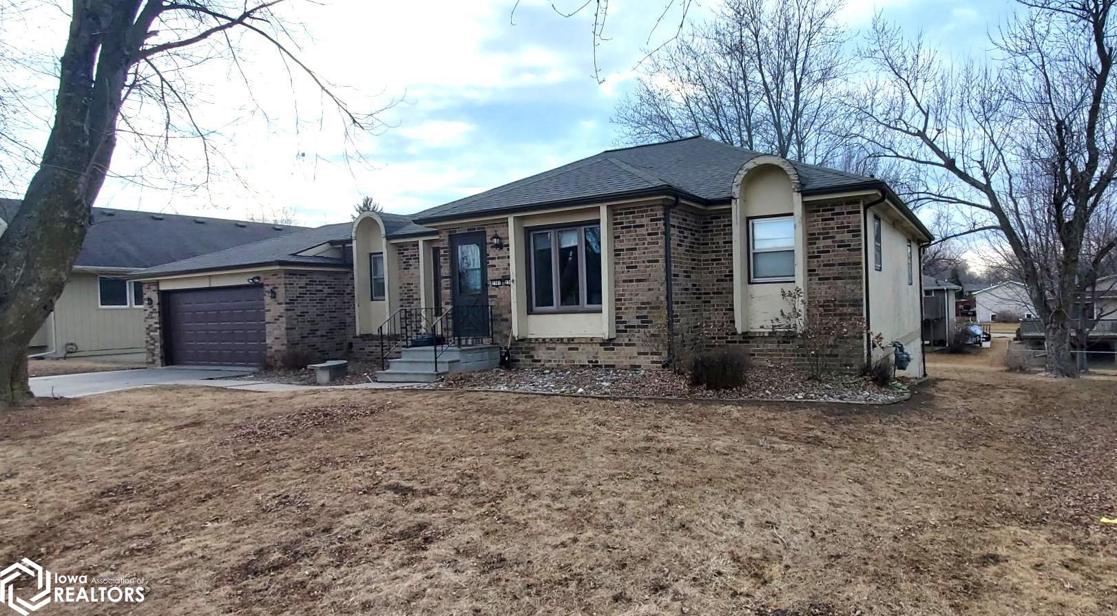 2307 Maple Boulevard, Marshalltown, Iowa image 1