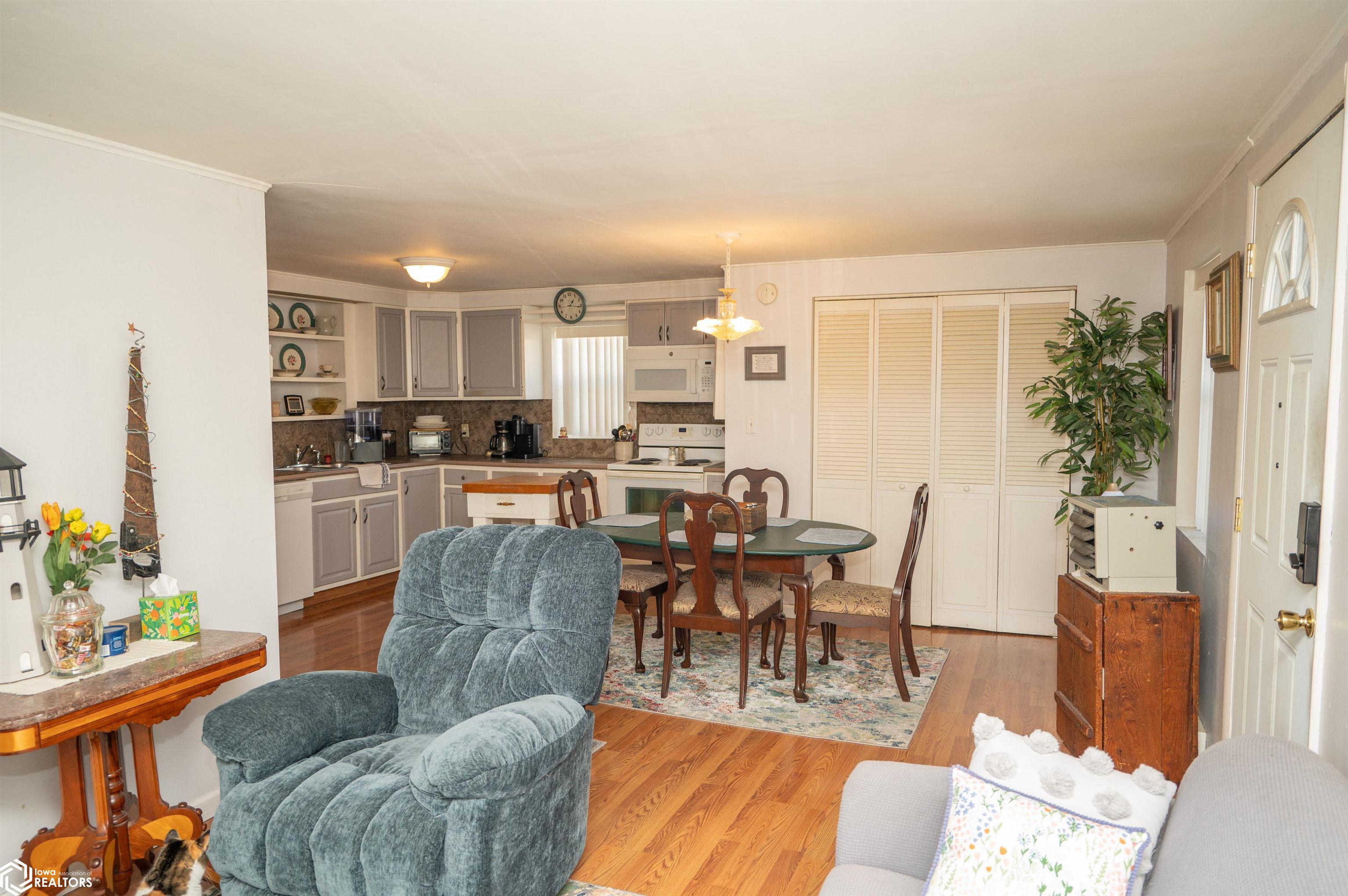 859 Mulberry Street, Warsaw, Illinois image 10