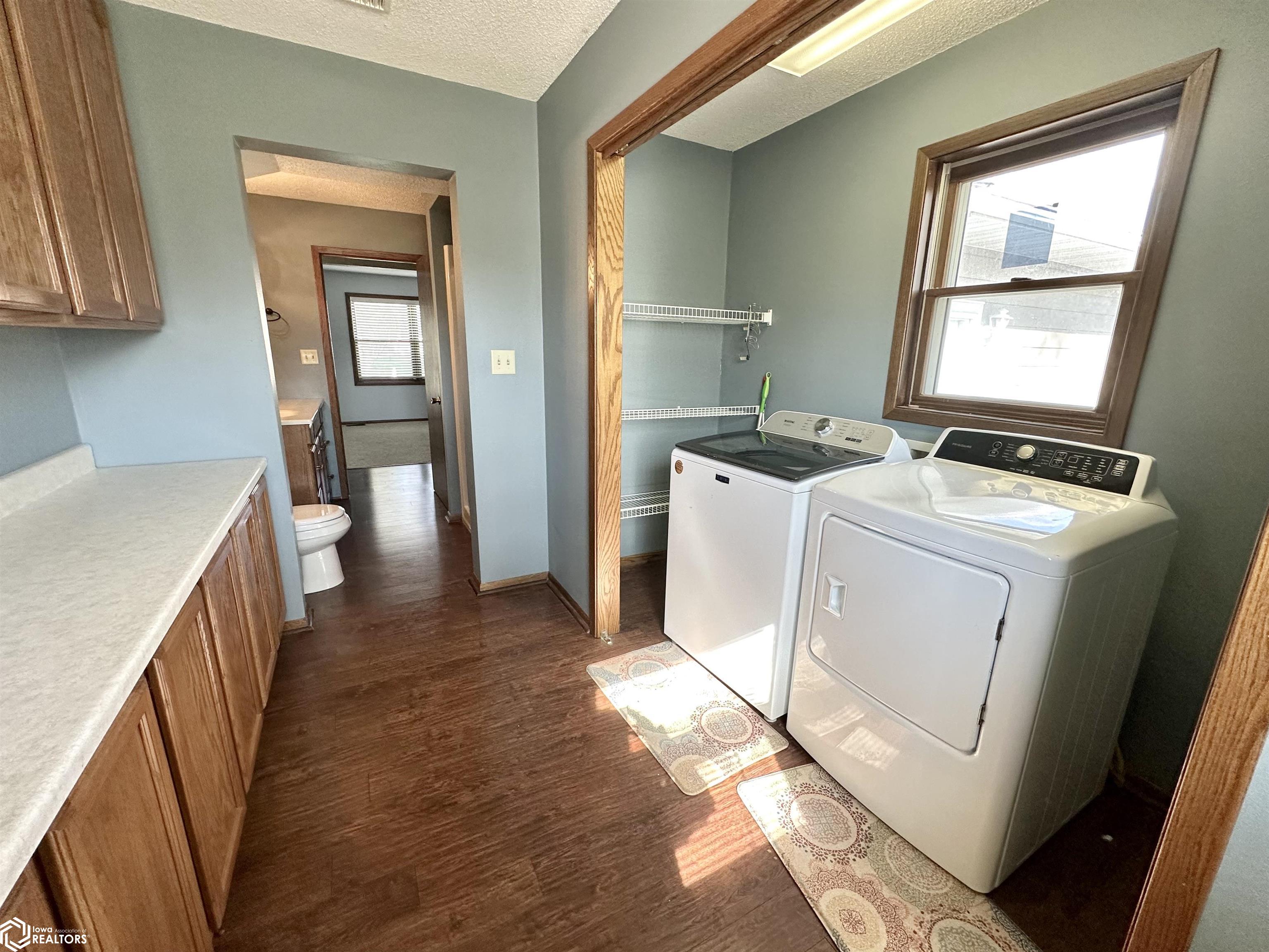 1716 Spring Street, Grinnell, Iowa image 19