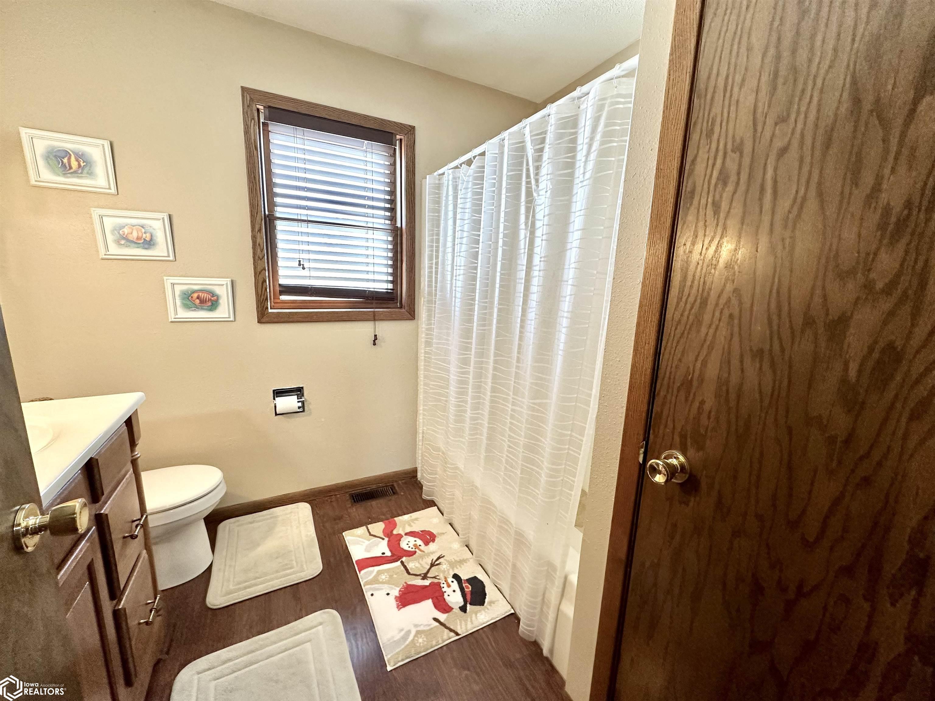 1716 Spring Street, Grinnell, Iowa image 27