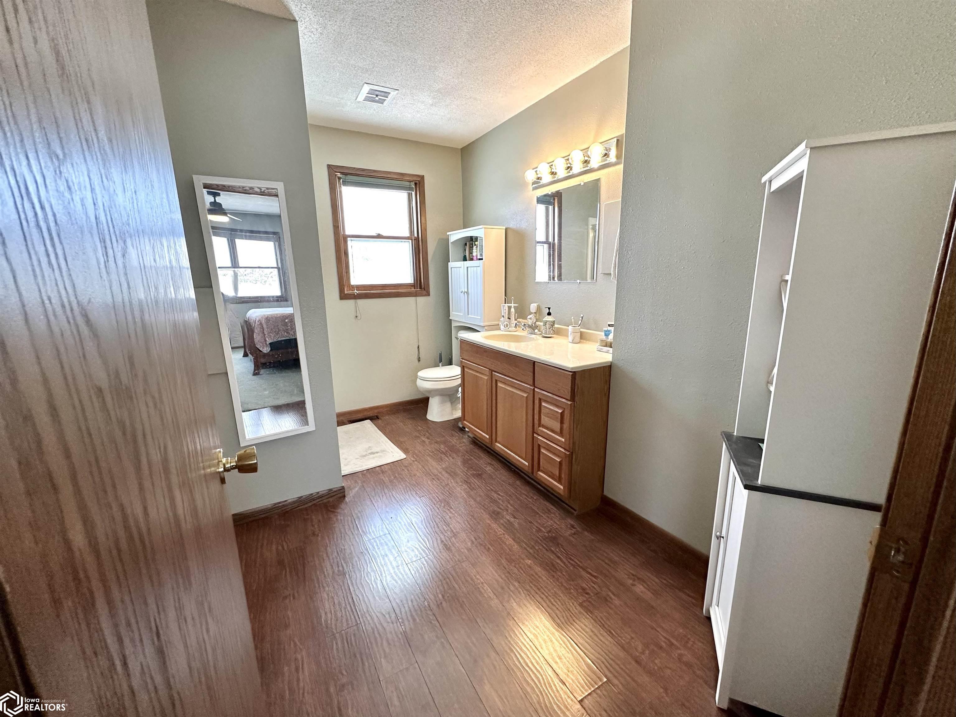1716 Spring Street, Grinnell, Iowa image 30