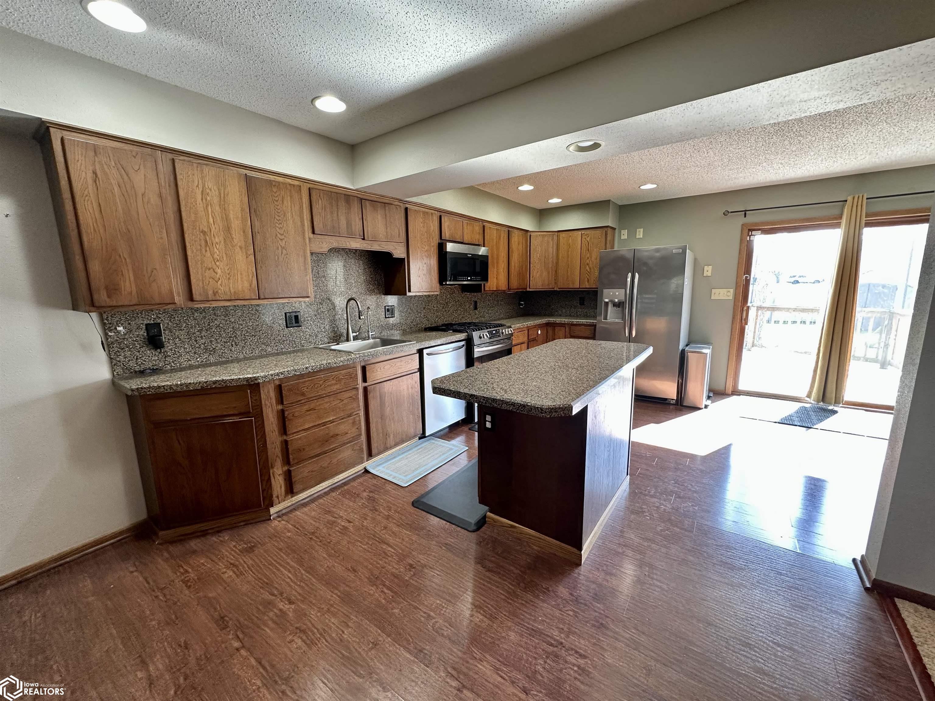 1716 Spring Street, Grinnell, Iowa image 9