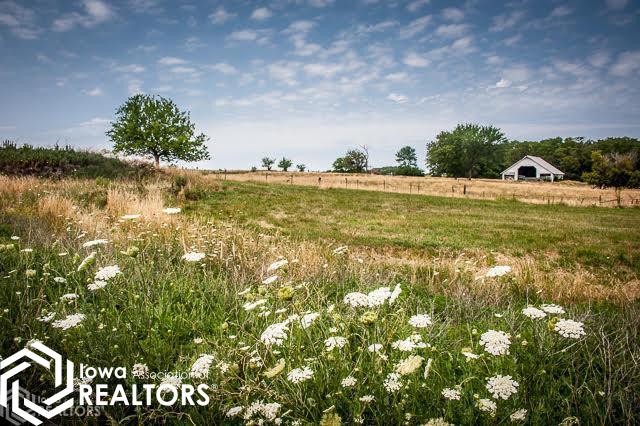 2313 Lake Trail, Fairfield, Iowa image 5