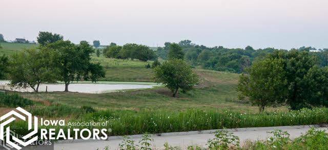 2313 Lake Trail, Fairfield, Iowa image 8