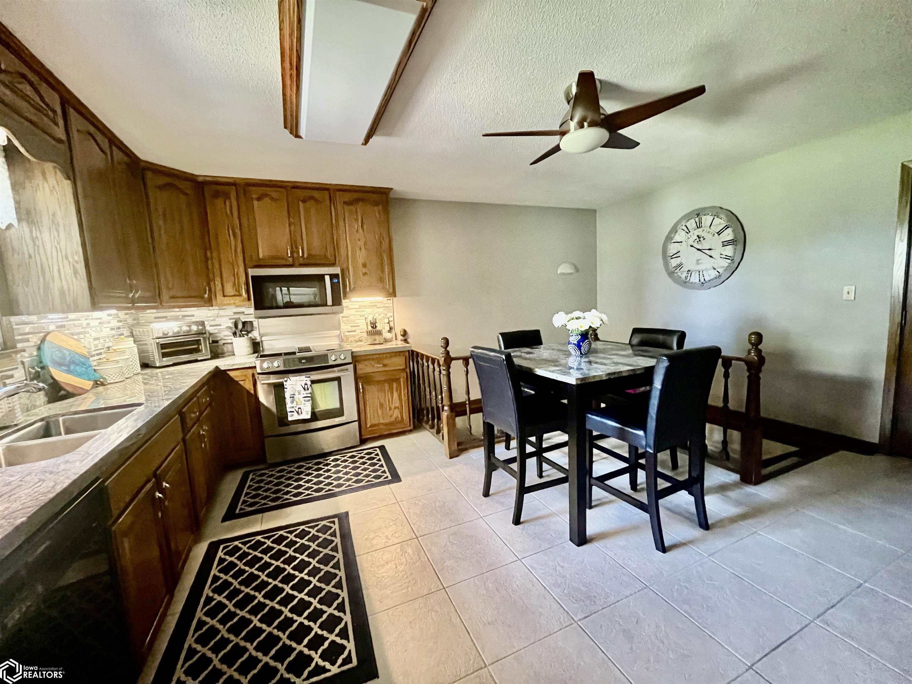 1712 N 24th St, Clear Lake, Iowa image 13