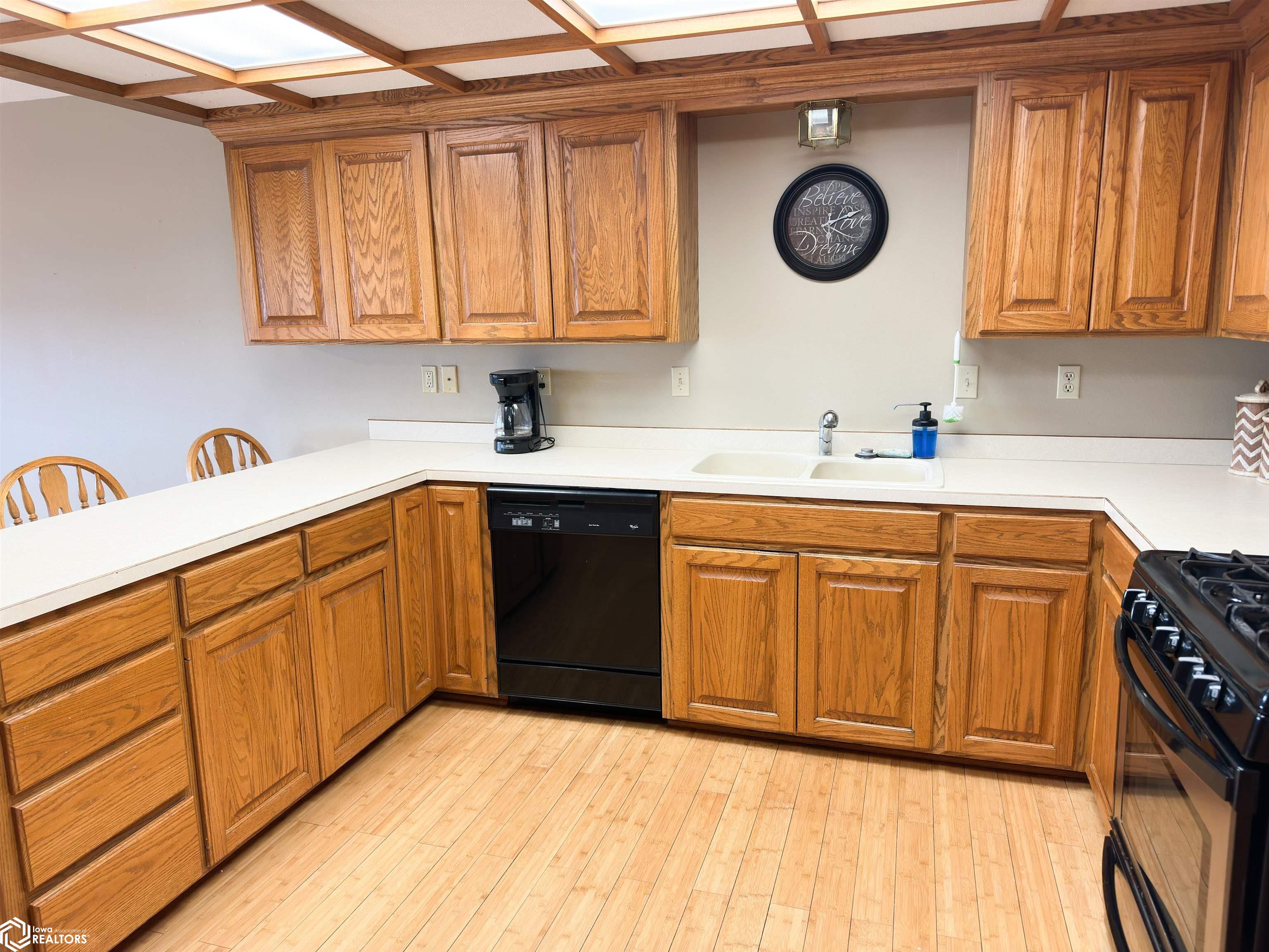 2306 3rd Avenue, Clear Lake, Iowa image 15