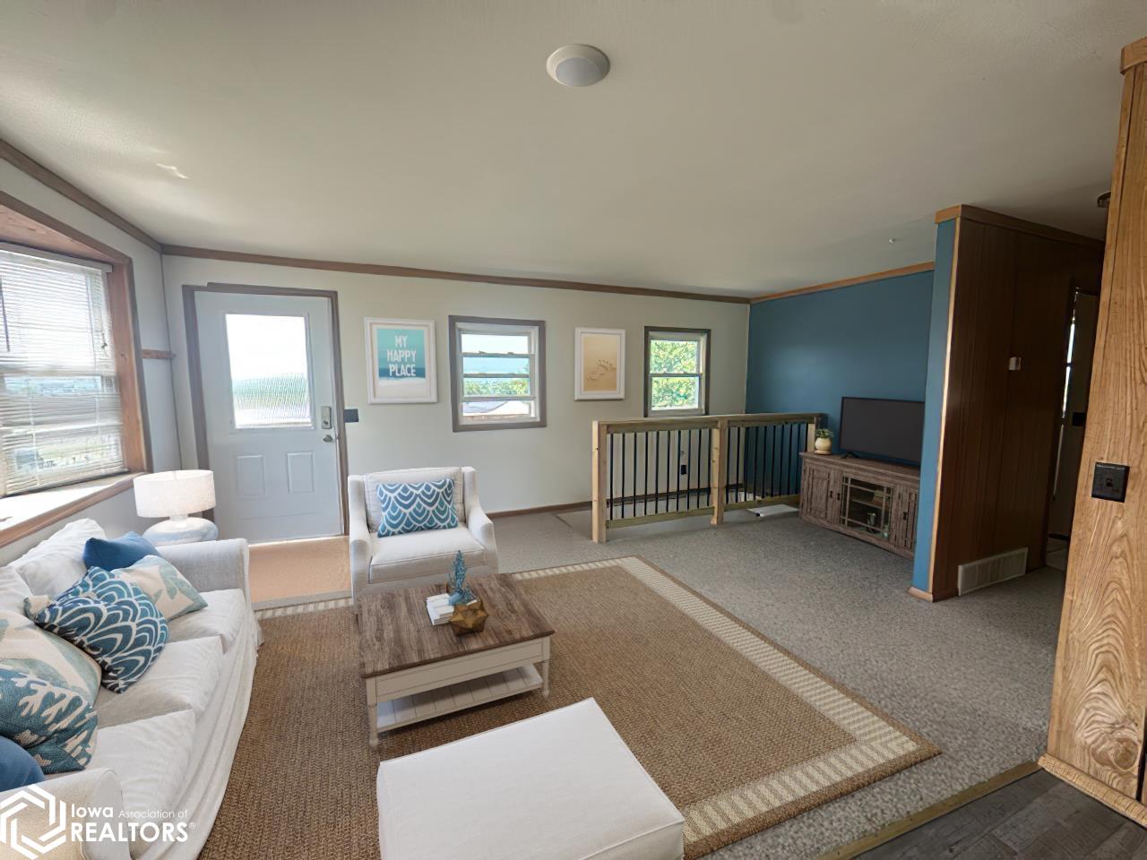 6043 N Lakeshore Drive, Brooklyn, Iowa image 5