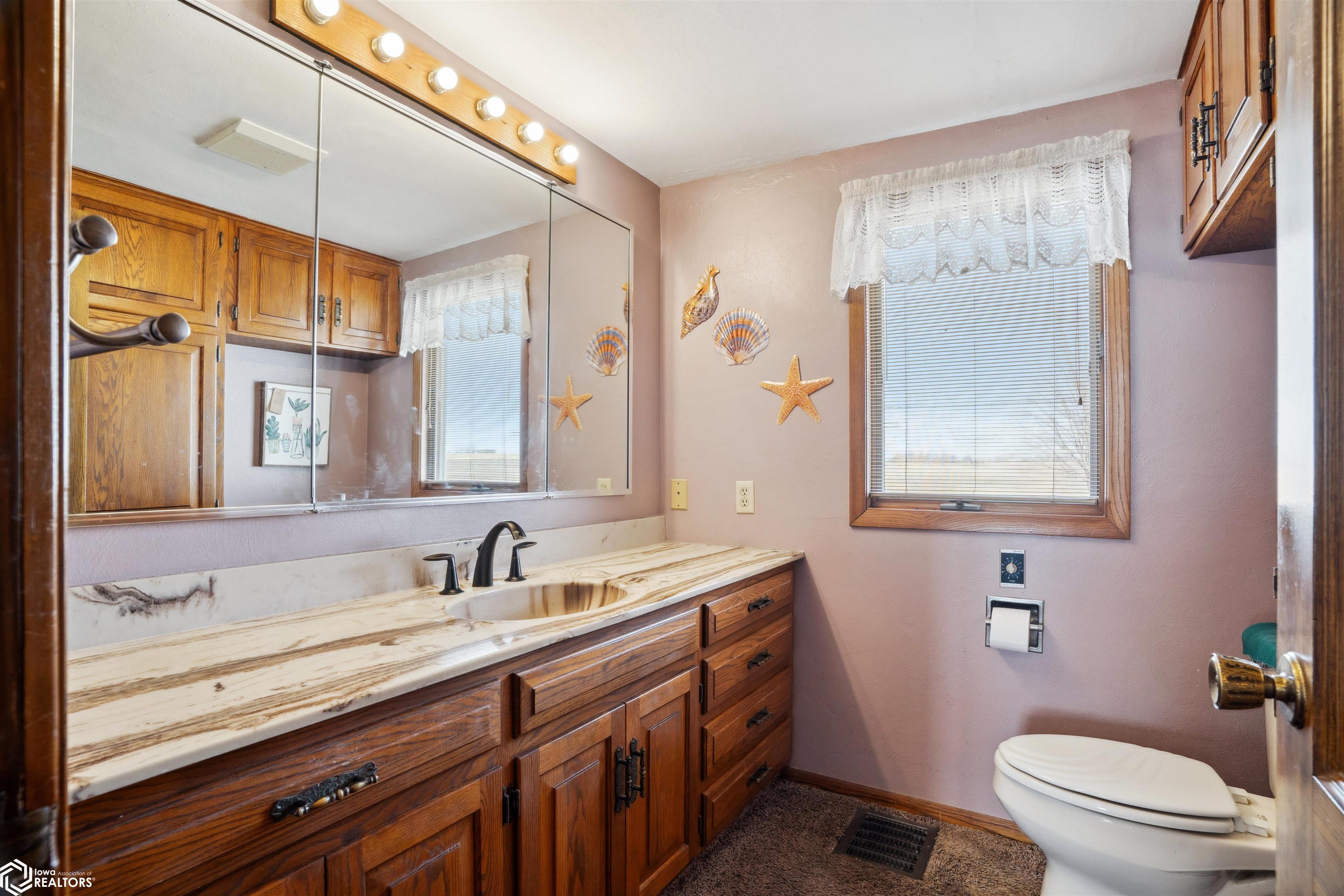 1633 150th Street, Mount Pleasant, Iowa image 10