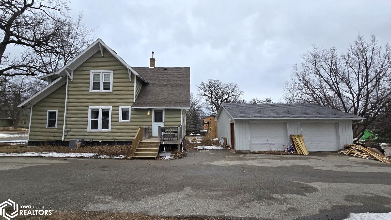 515 N 4th Street, Forest City, Iowa image 1
