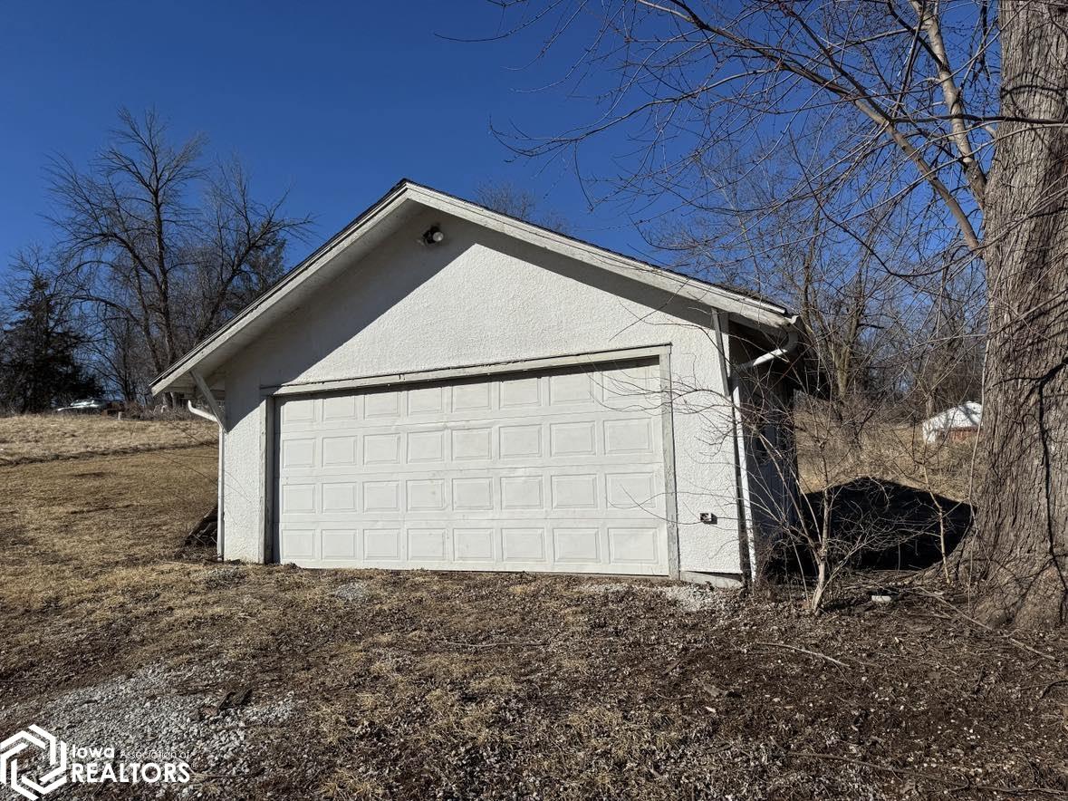 611 Blyth Street, Mystic, Iowa image 4