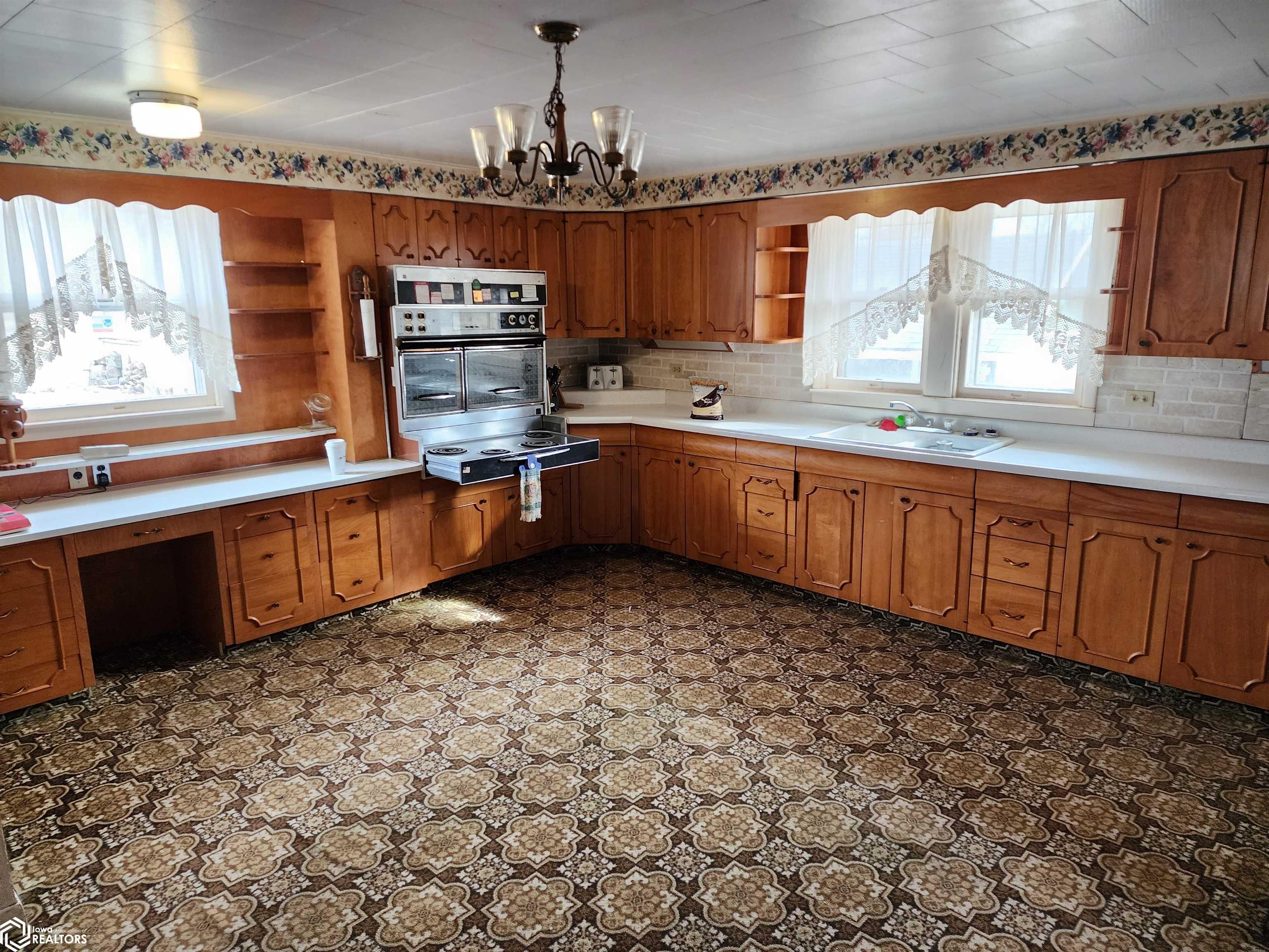 504 Willow Street, Battle Creek, Iowa image 10