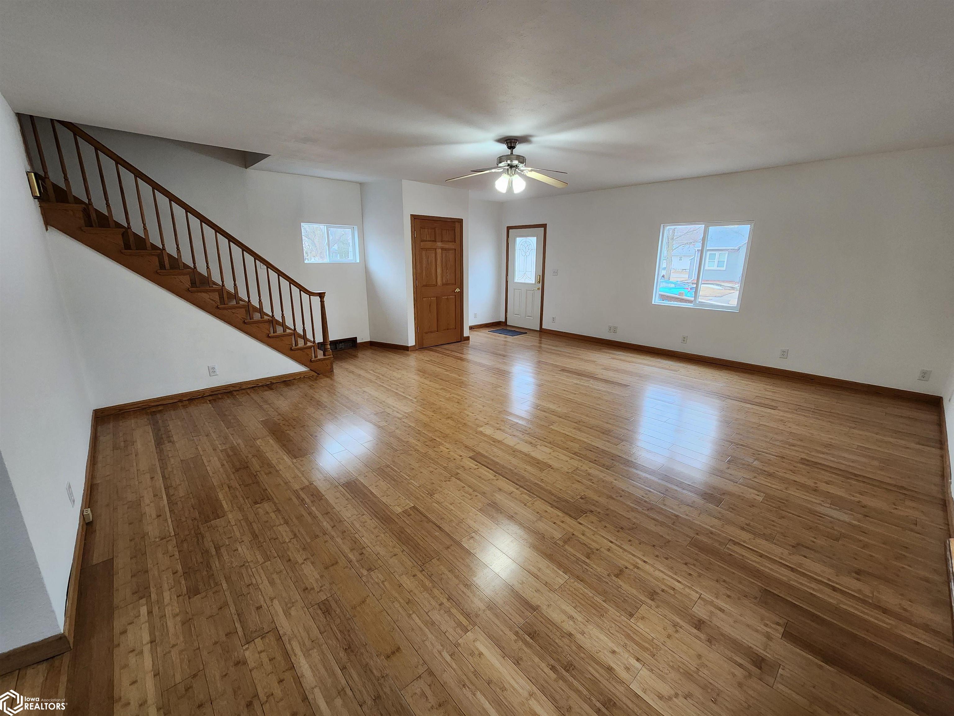 405 1st Street, Buffalo Center, Iowa image 10