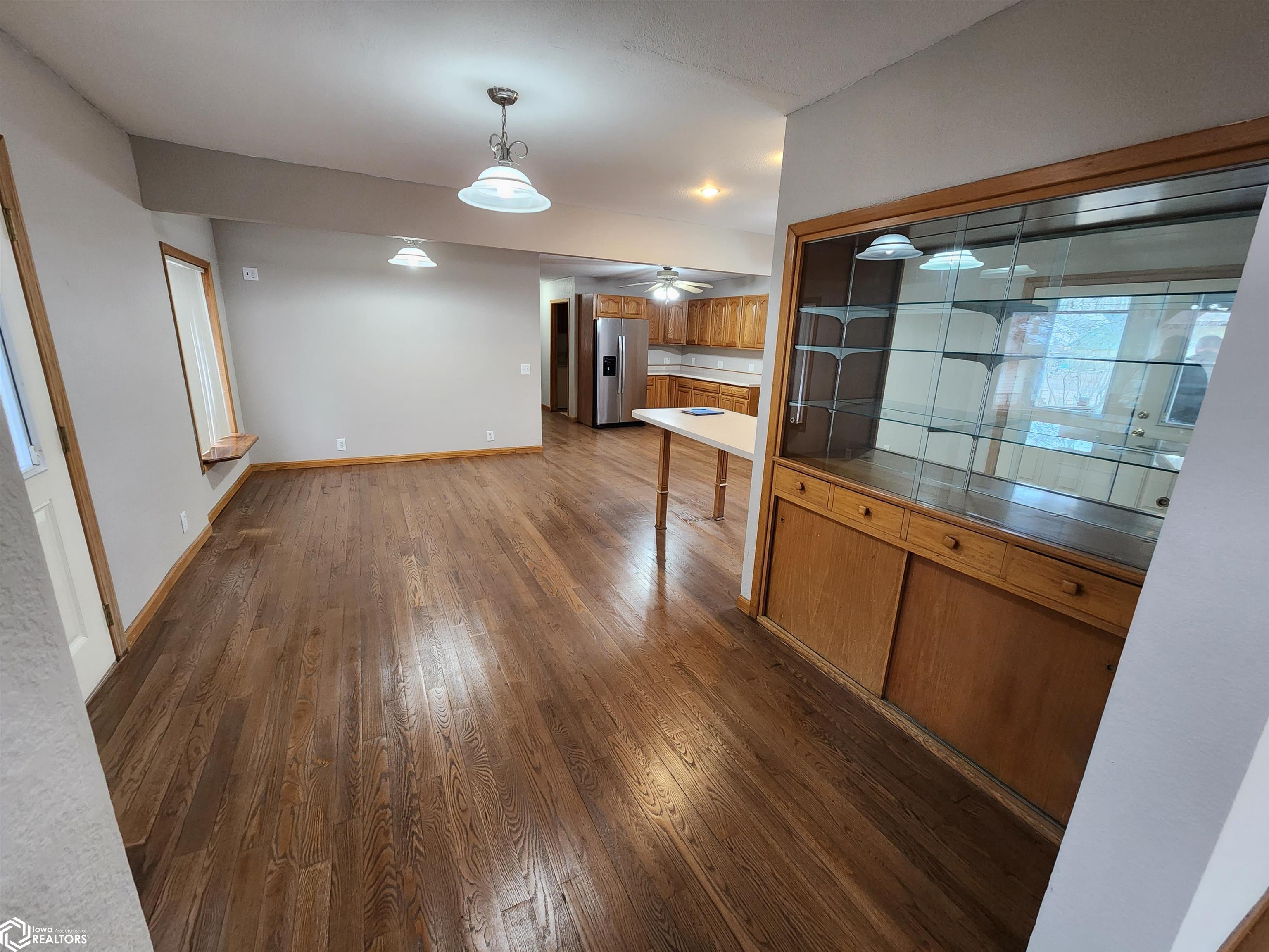 405 1st Street, Buffalo Center, Iowa image 9