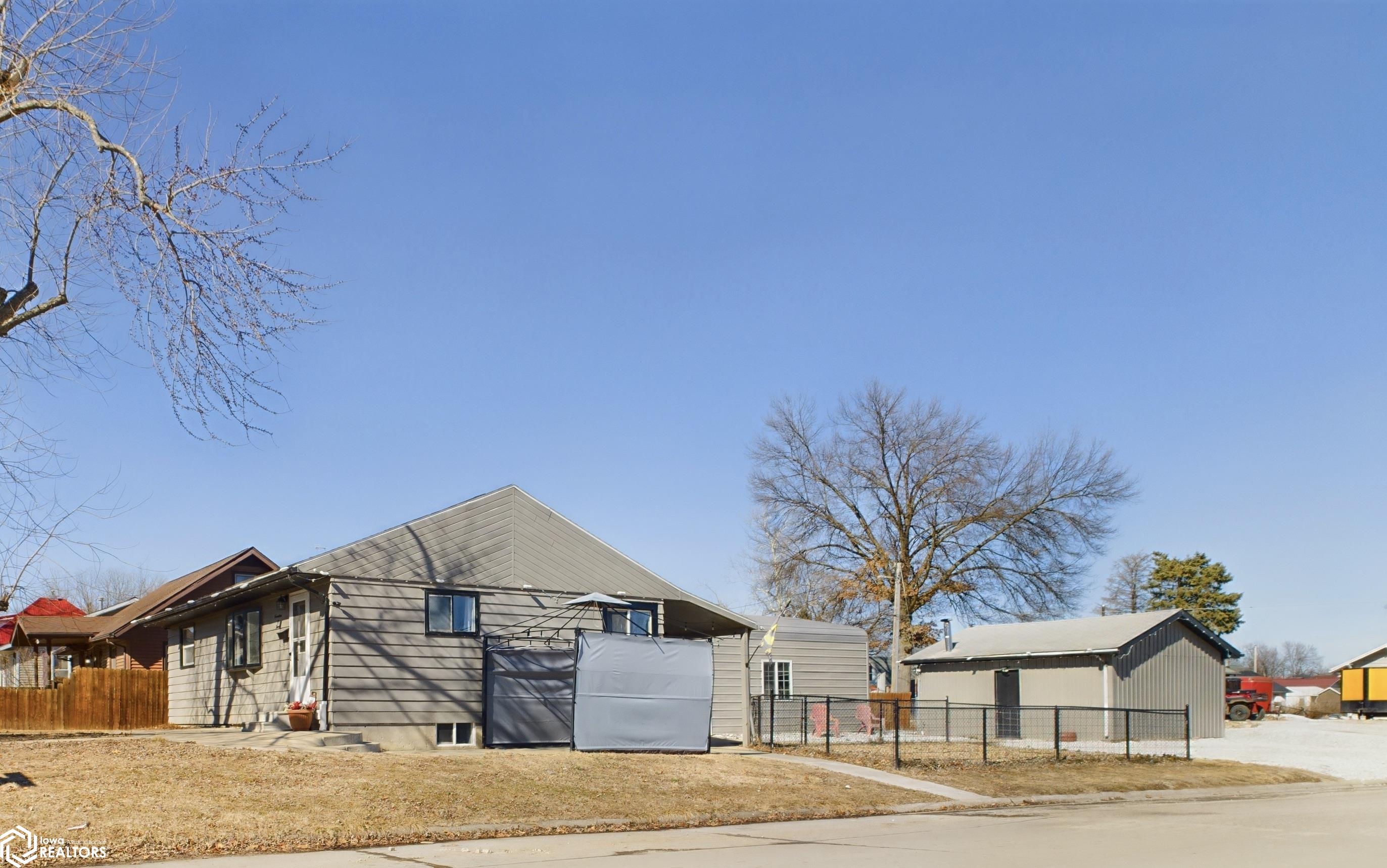 1703 Des Moines Street, Keokuk, Iowa image 1