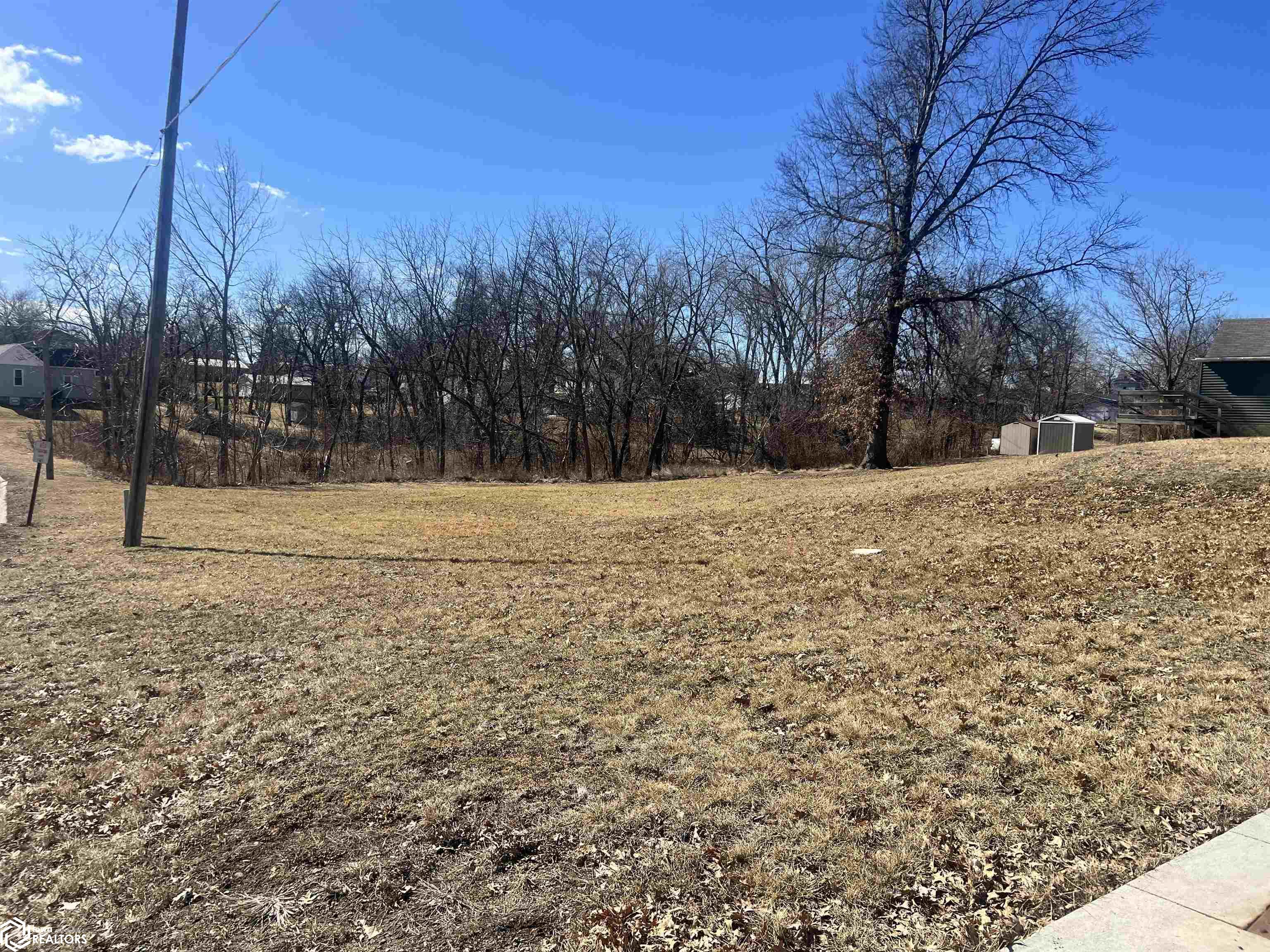 408 E North Street, Bloomfield, Iowa image 1