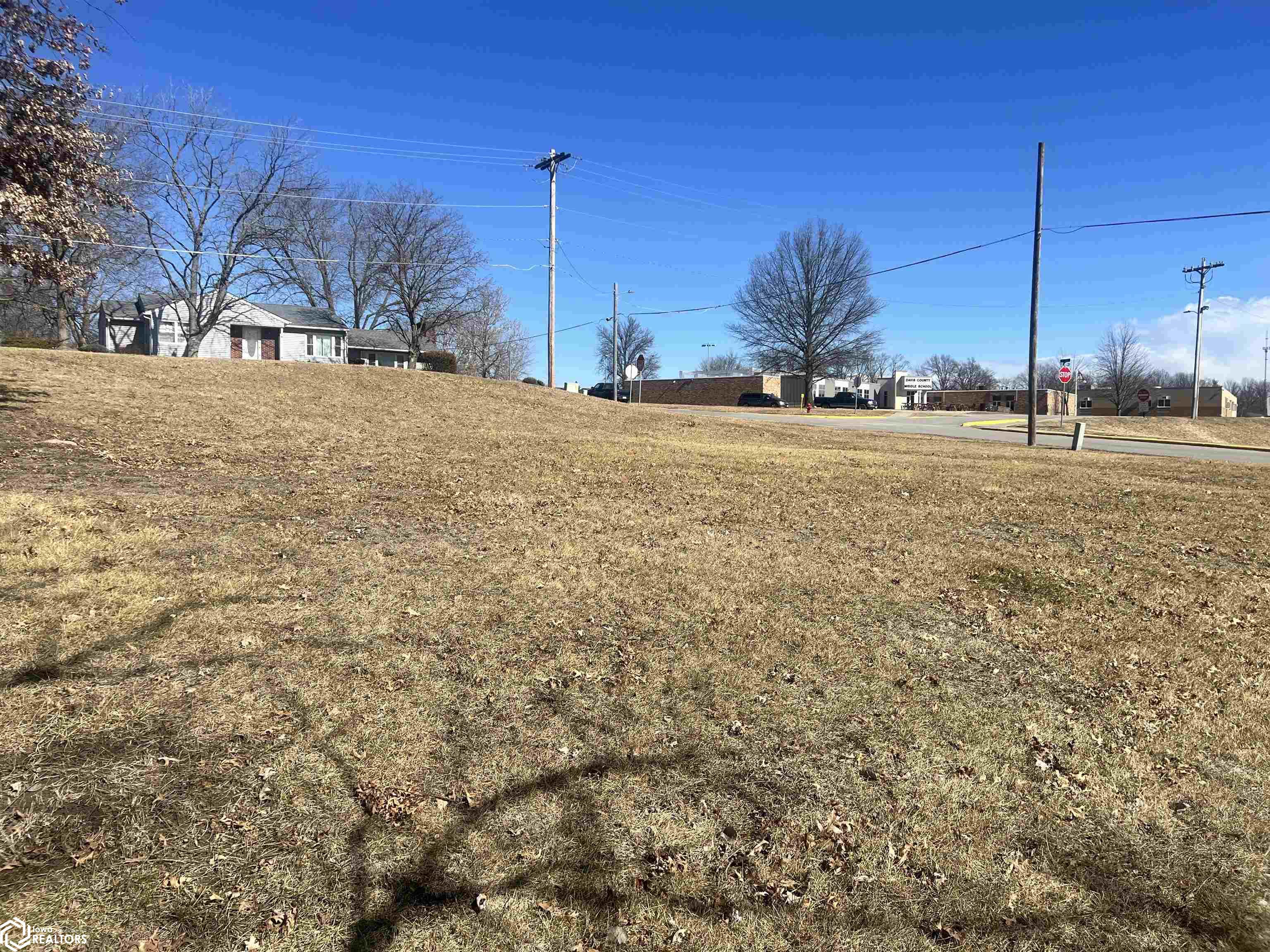 408 E North Street, Bloomfield, Iowa image 3
