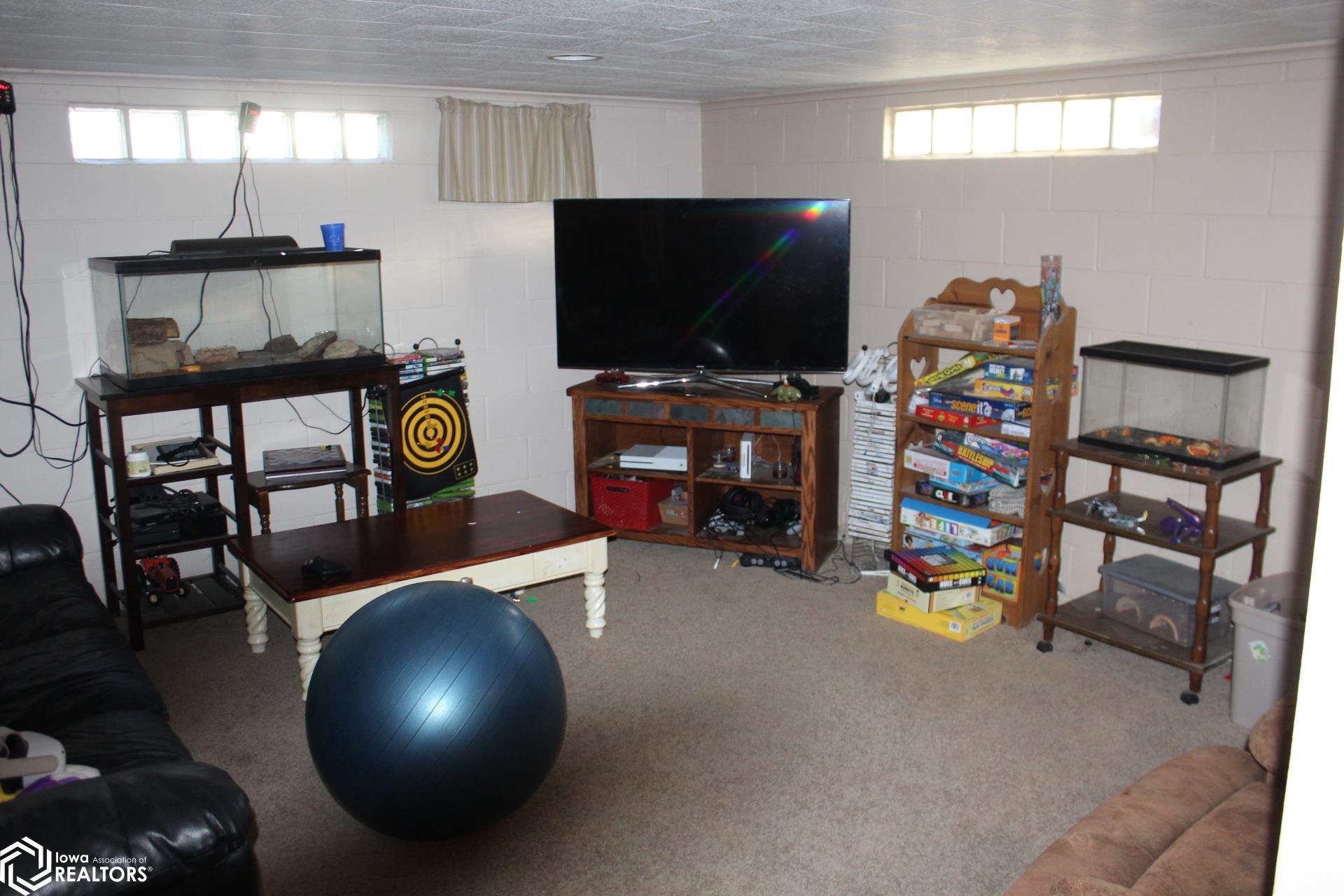 760 W 7th Street, Garner, Iowa image 13