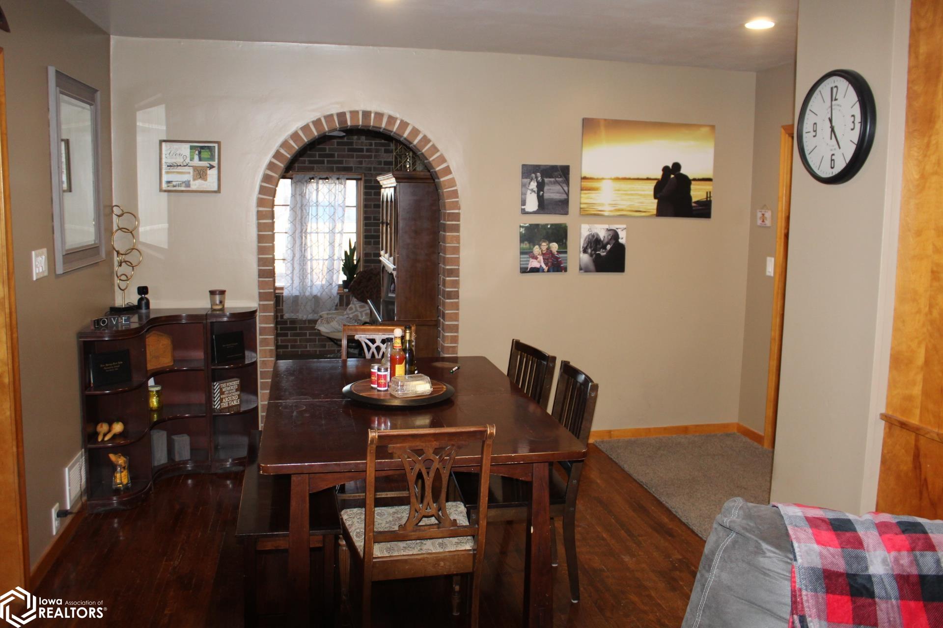 760 W 7th Street, Garner, Iowa image 26