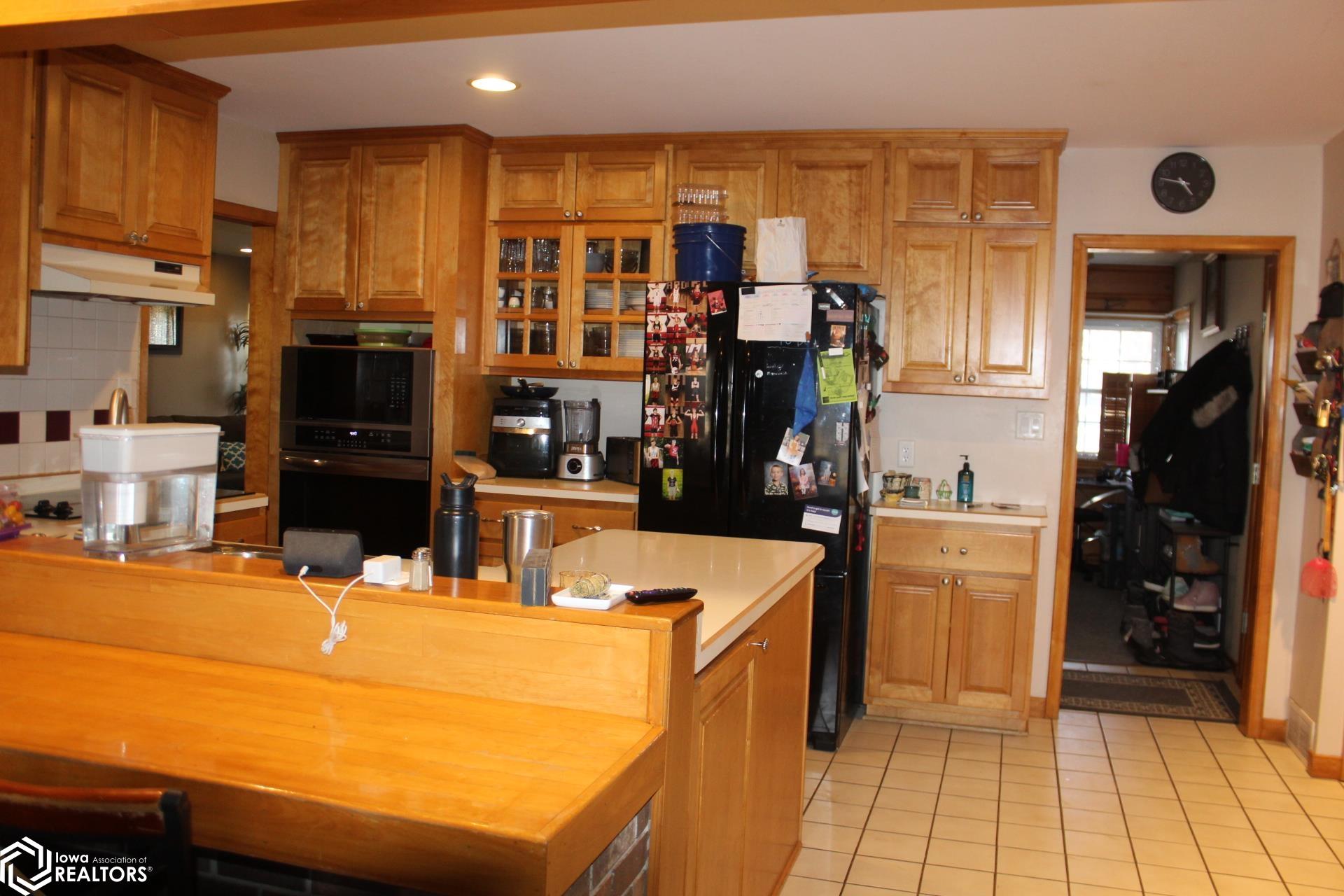 760 W 7th Street, Garner, Iowa image 8