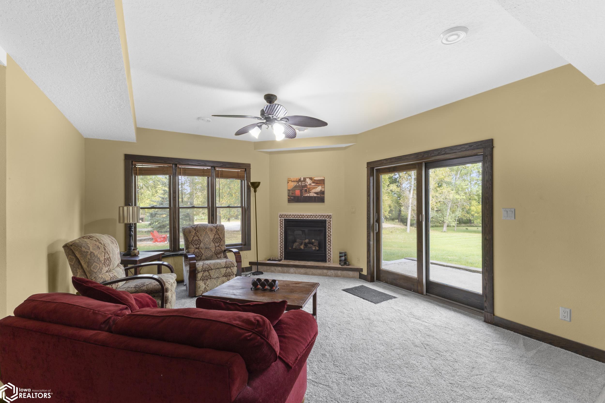1905 W Olive Street, Marshalltown, Iowa image 24