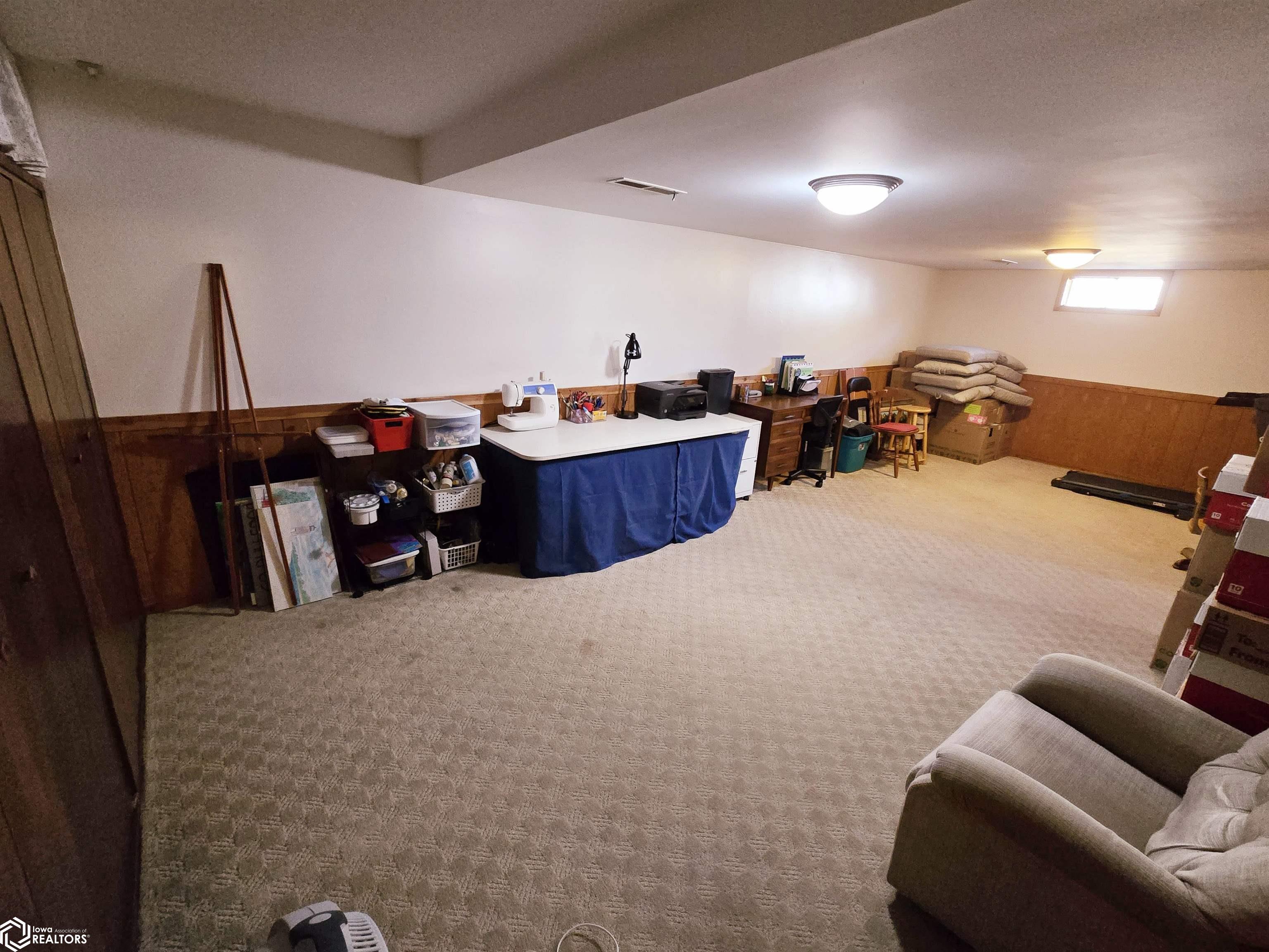 320 Kimberly Drive, West Burlington, Iowa image 13