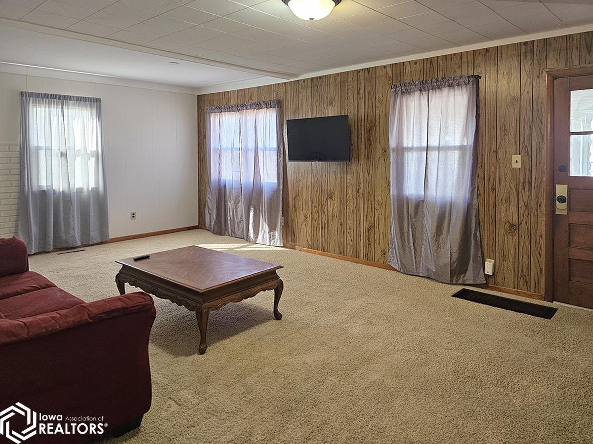502 S Ferry Street, Ottumwa, Iowa image 15