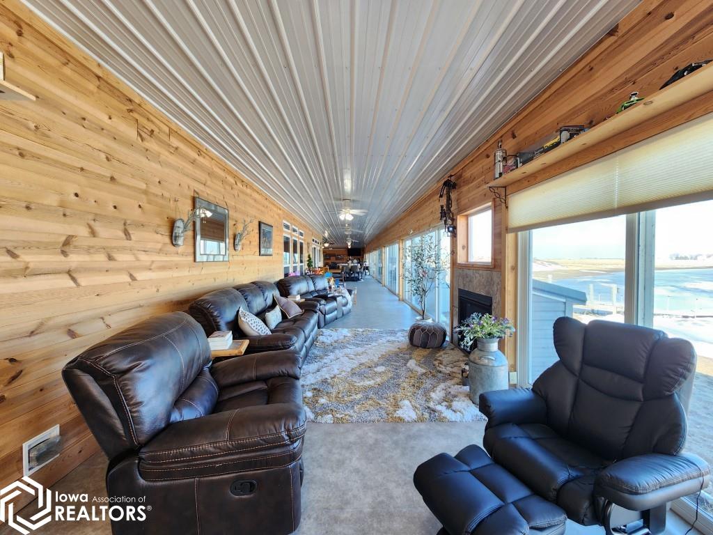 940 250th Street, Sheffield, Iowa image 31