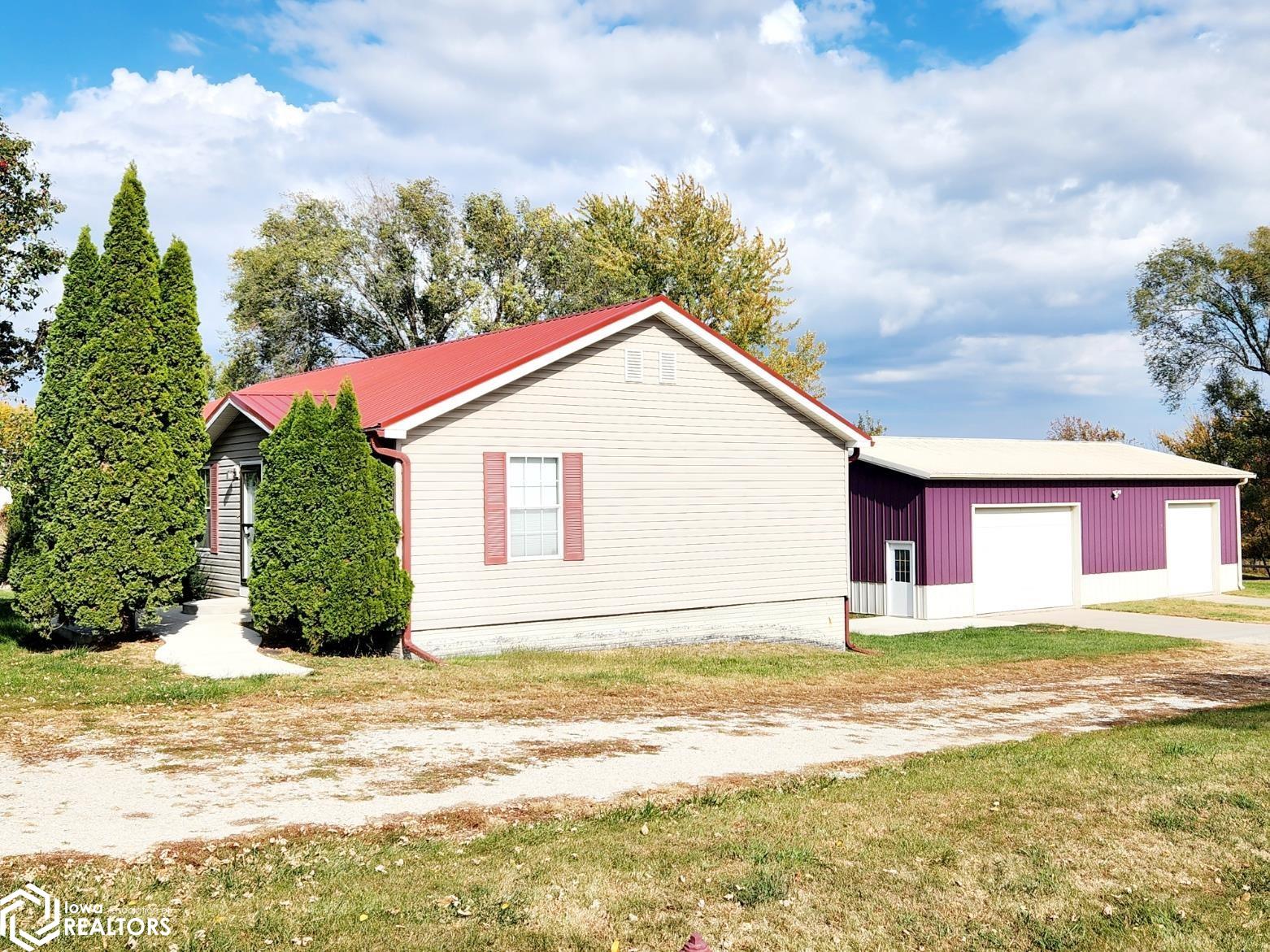 323 W View Drive, Osceola, Iowa image 1