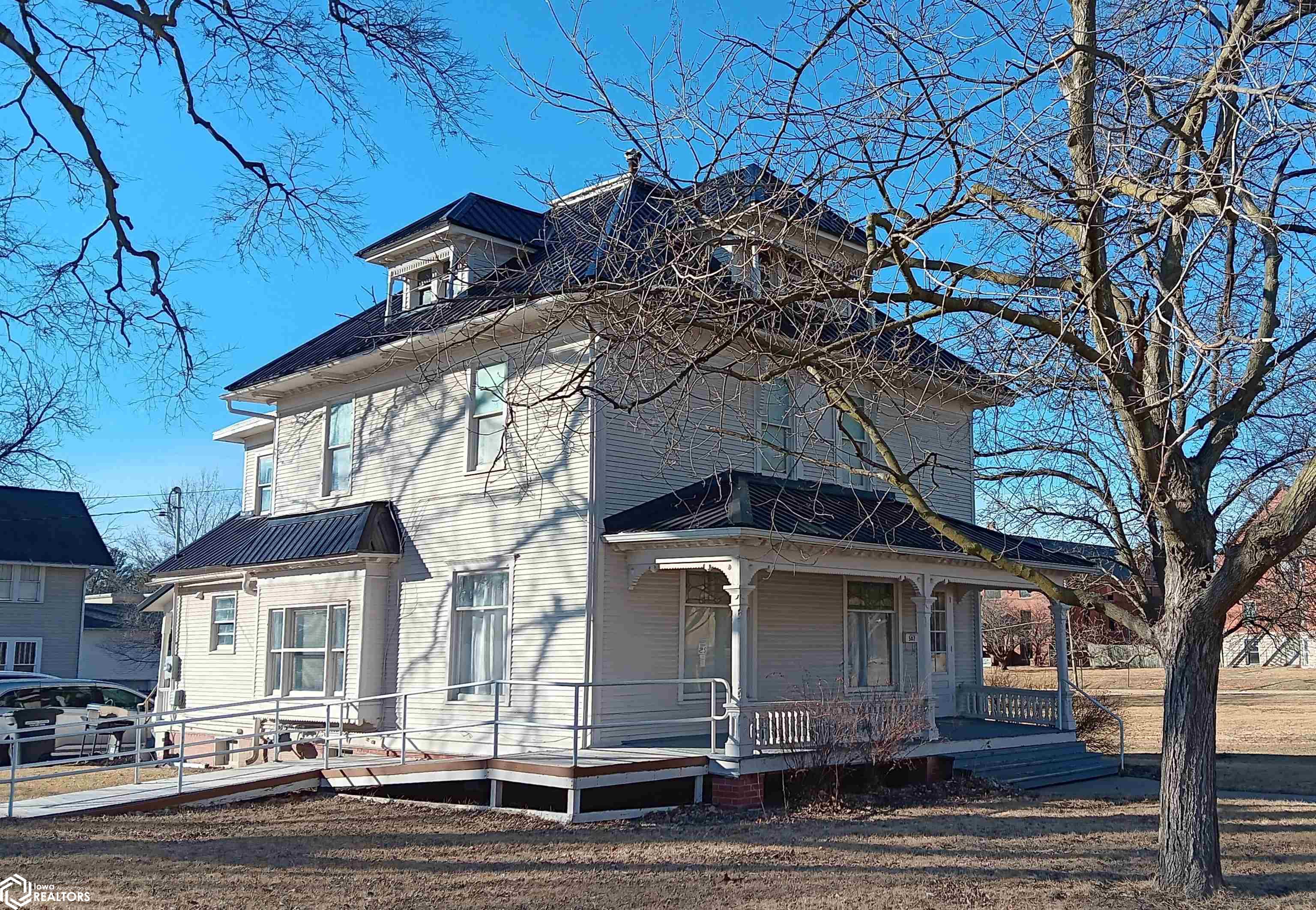 507 N Broadway Street, Mount Pleasant, Iowa image 1