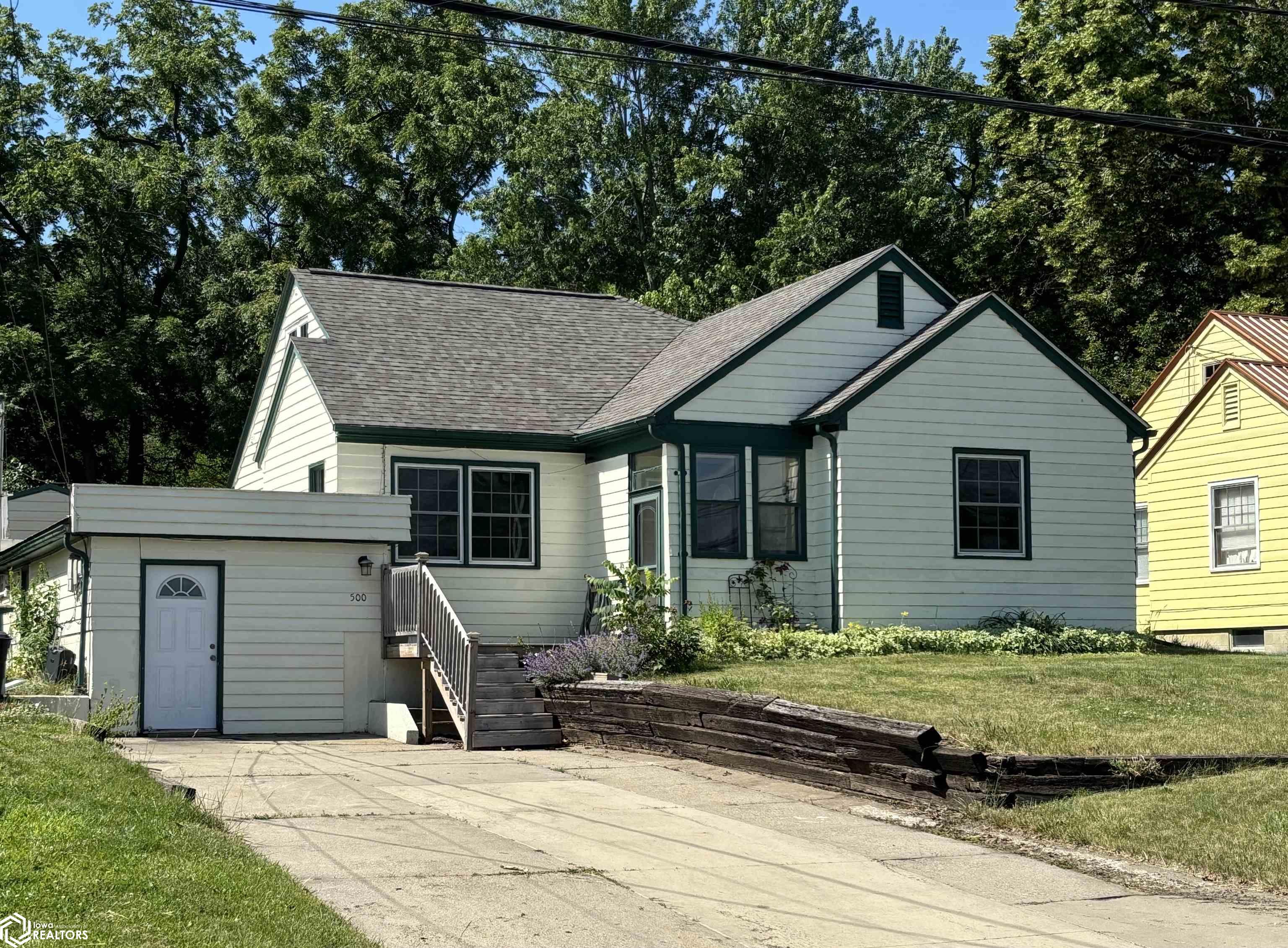 500 E Broadway Avenue, Fairfield, Iowa image 1